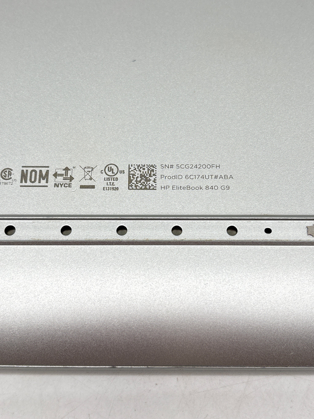 HP EliteBook 840 G9 14" Intel Core i5-1235U 16GB RAM 512GB SSD Silver - Used