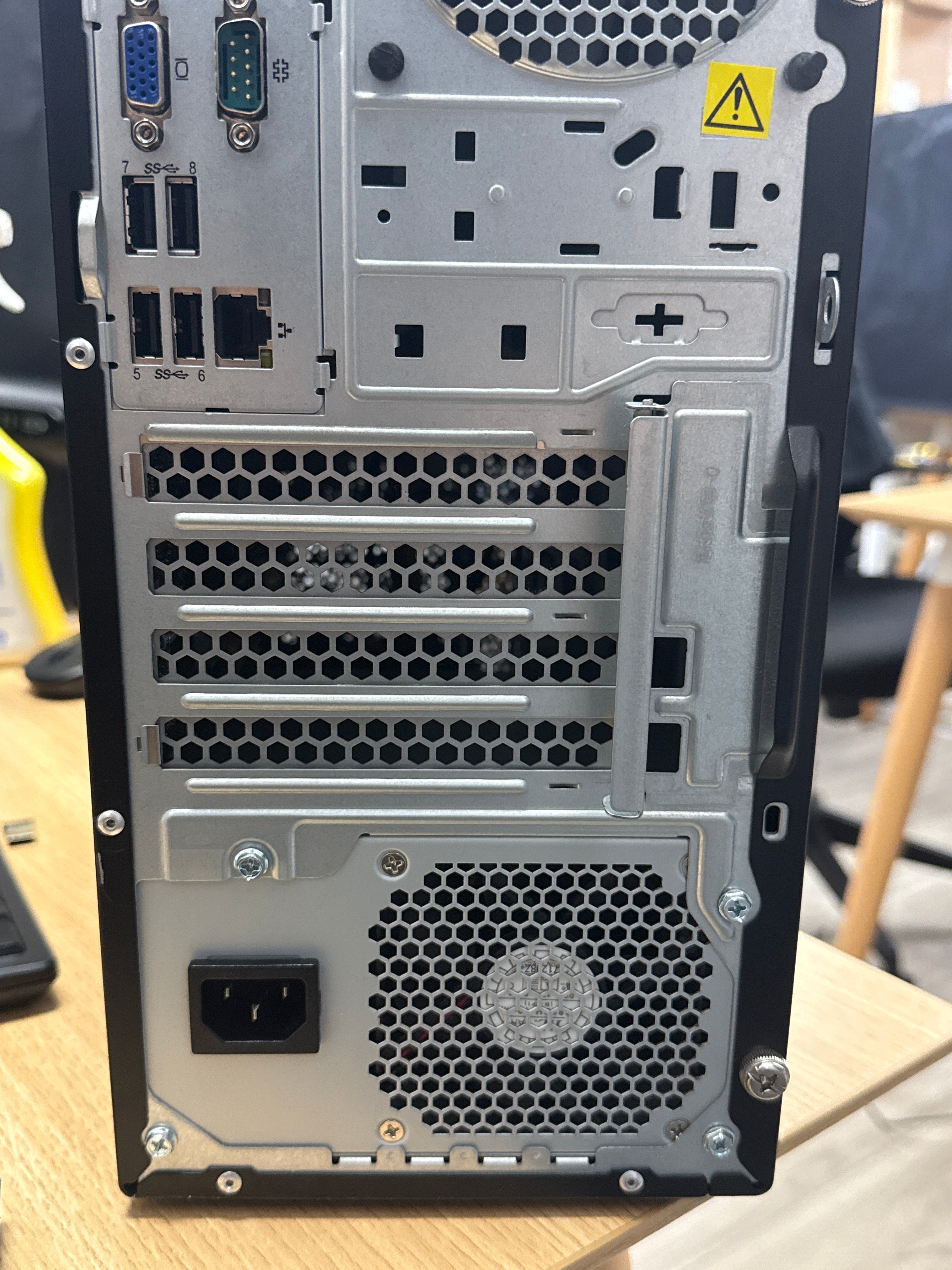 Lenovo ThinkCentre M910t i7-6700 8GB RAM 1TB HDD - Bad HDD