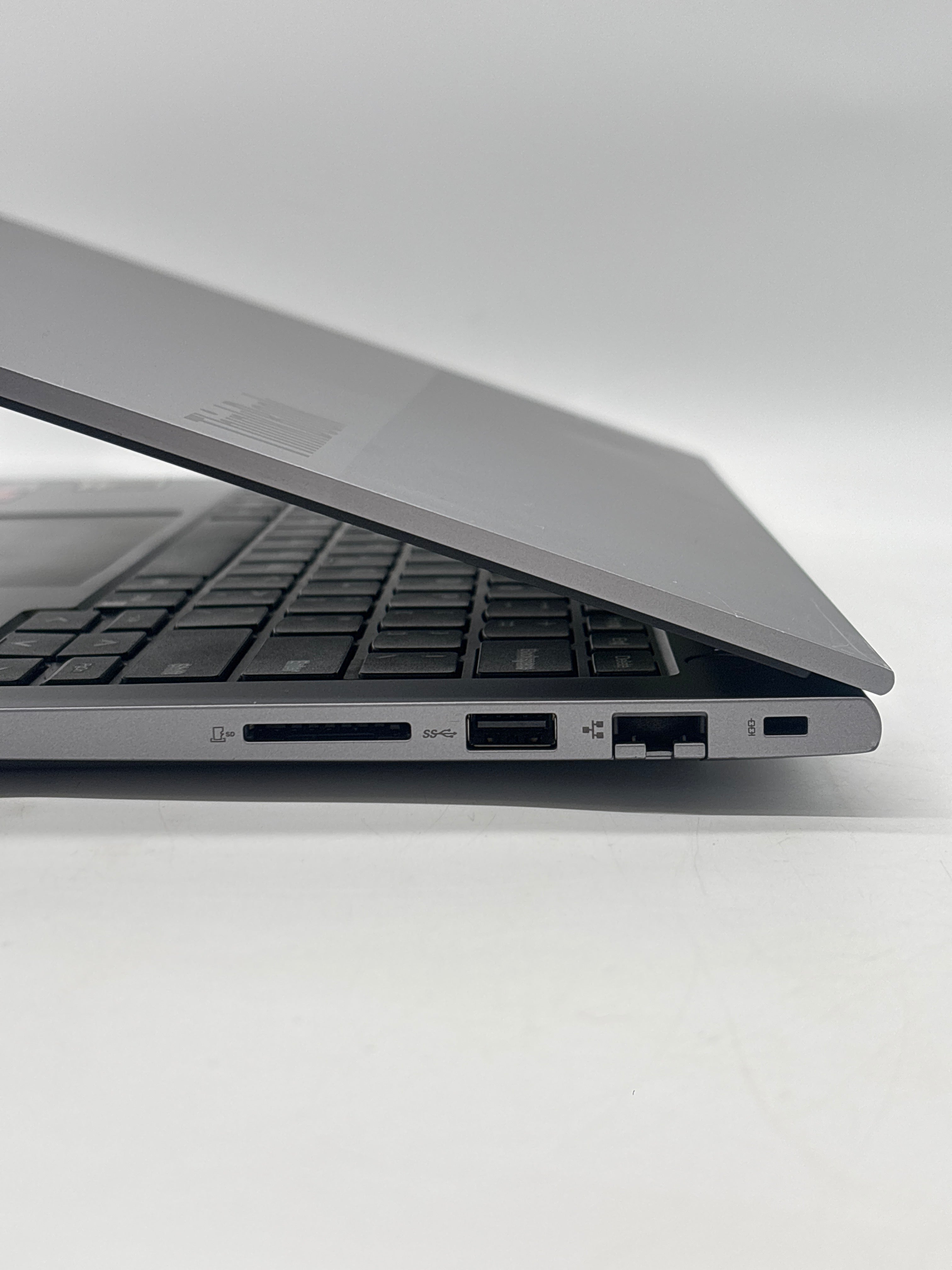 Lenovo Thinkbook 14 Ryzen 3 7330U 16GB RAM 256GB SSD