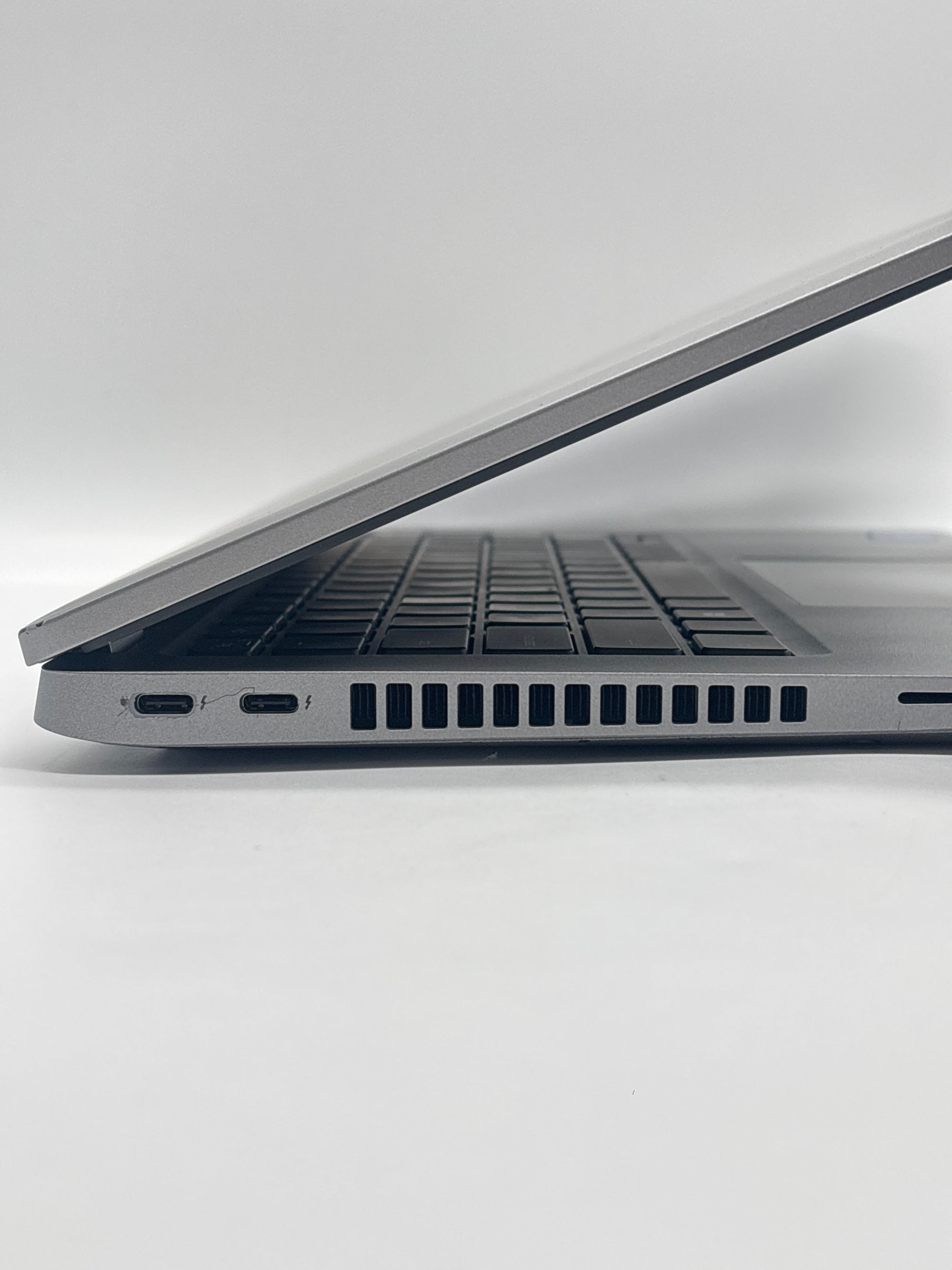 Dell Latitude 5430 i5-1235U 32GB RAM 256GB SSD