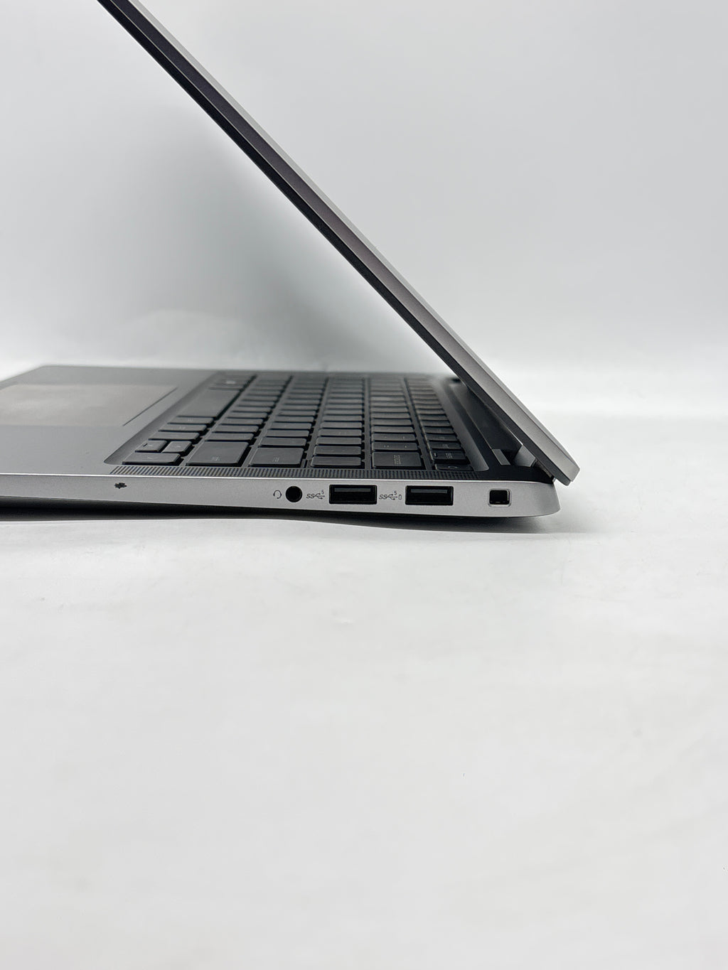 Dell Latitude 7440 P174G i5-1340P 16GB RAM 512GB SSD - Used