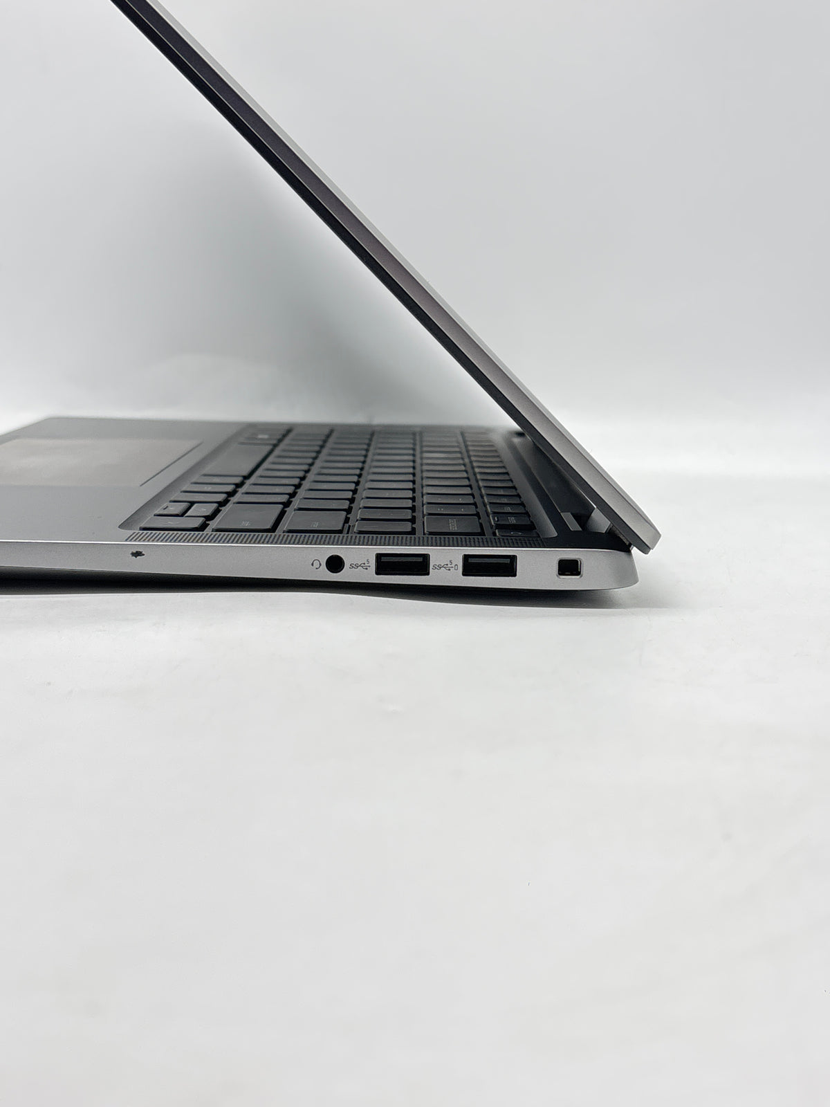 Dell Latitude 7440 P174G i5-1340P 16GB RAM 512GB SSD - Used