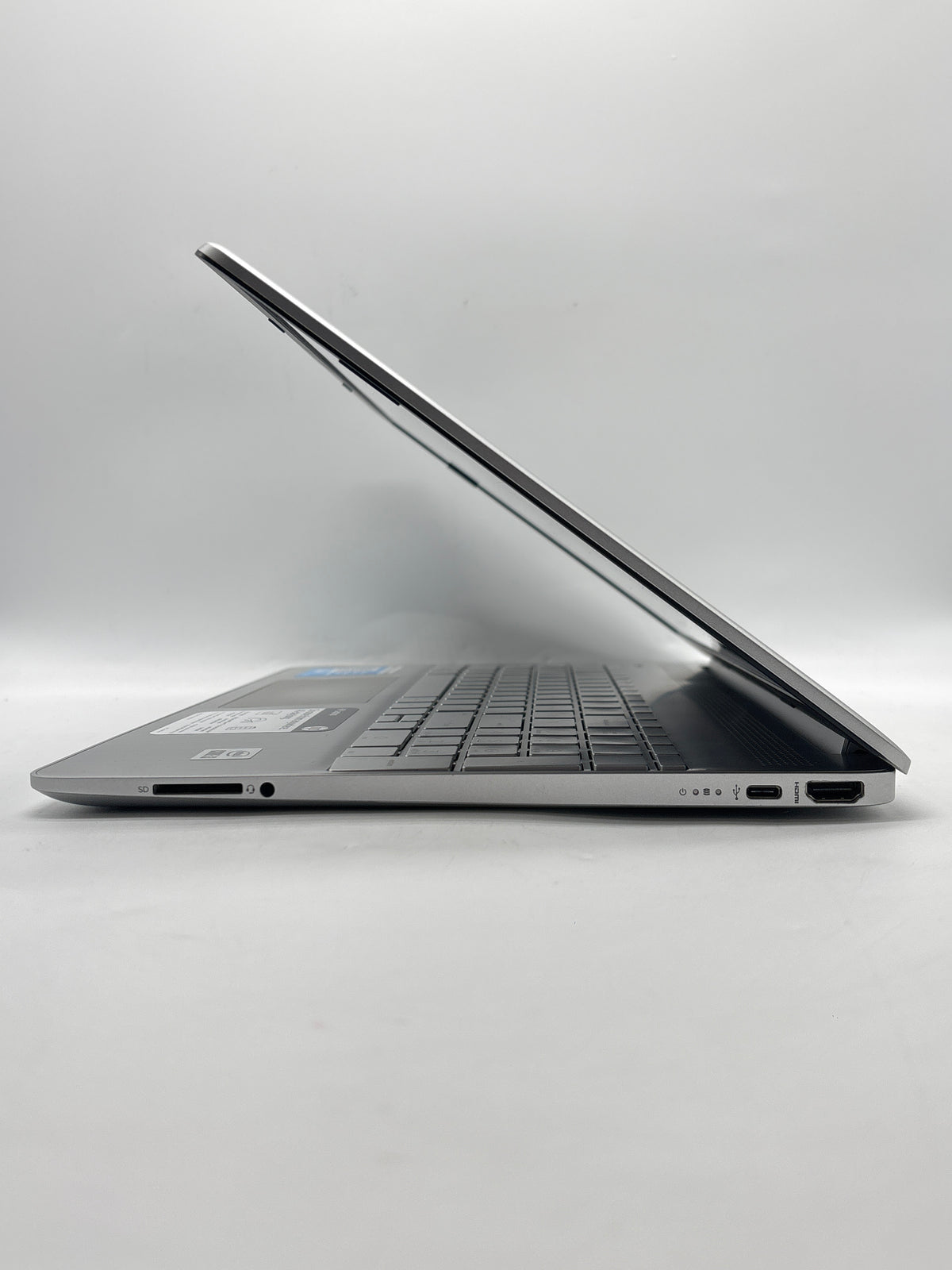 HP 15-dy1091wm 15" Intel Core i3-1005G1 8GB RAM 256GB SSD Gray - Bad Keyboard