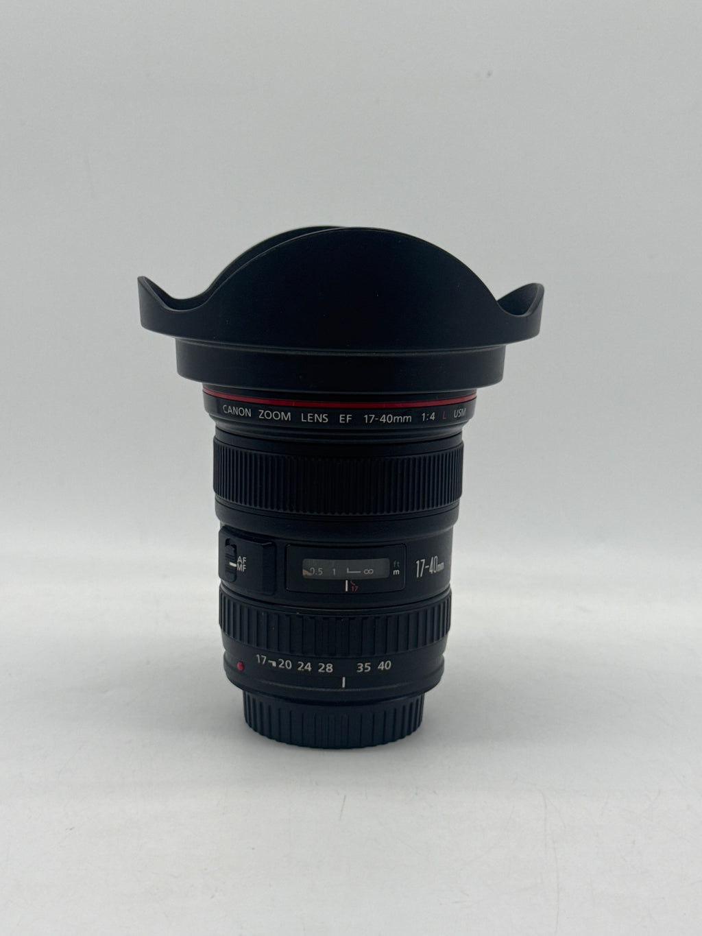 Canon EF 17-40mm f/4 17-40mm f/4 L USM Auto & Manual Lens
