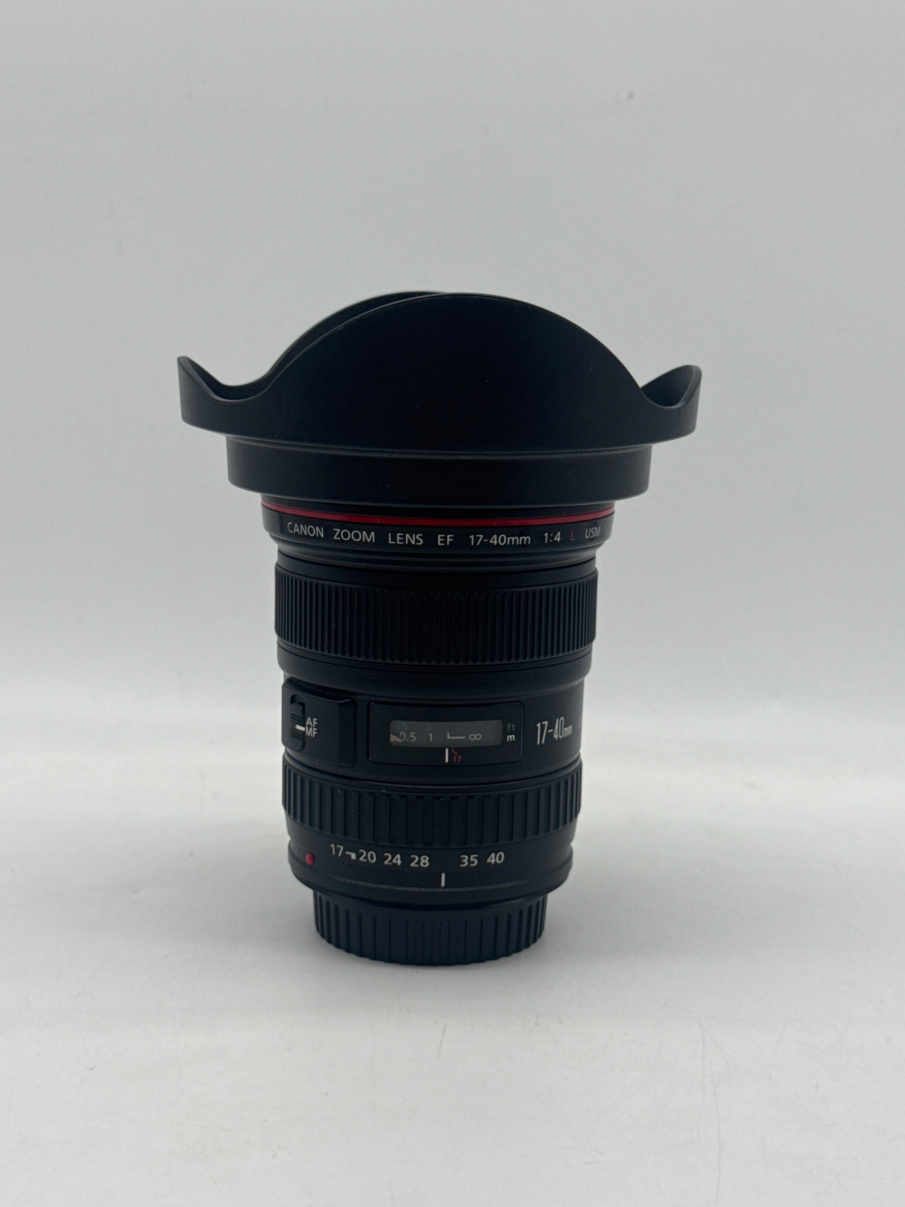 Canon EF 17-40mm f/4 17-40mm f/4 L USM Auto & Manual Lens