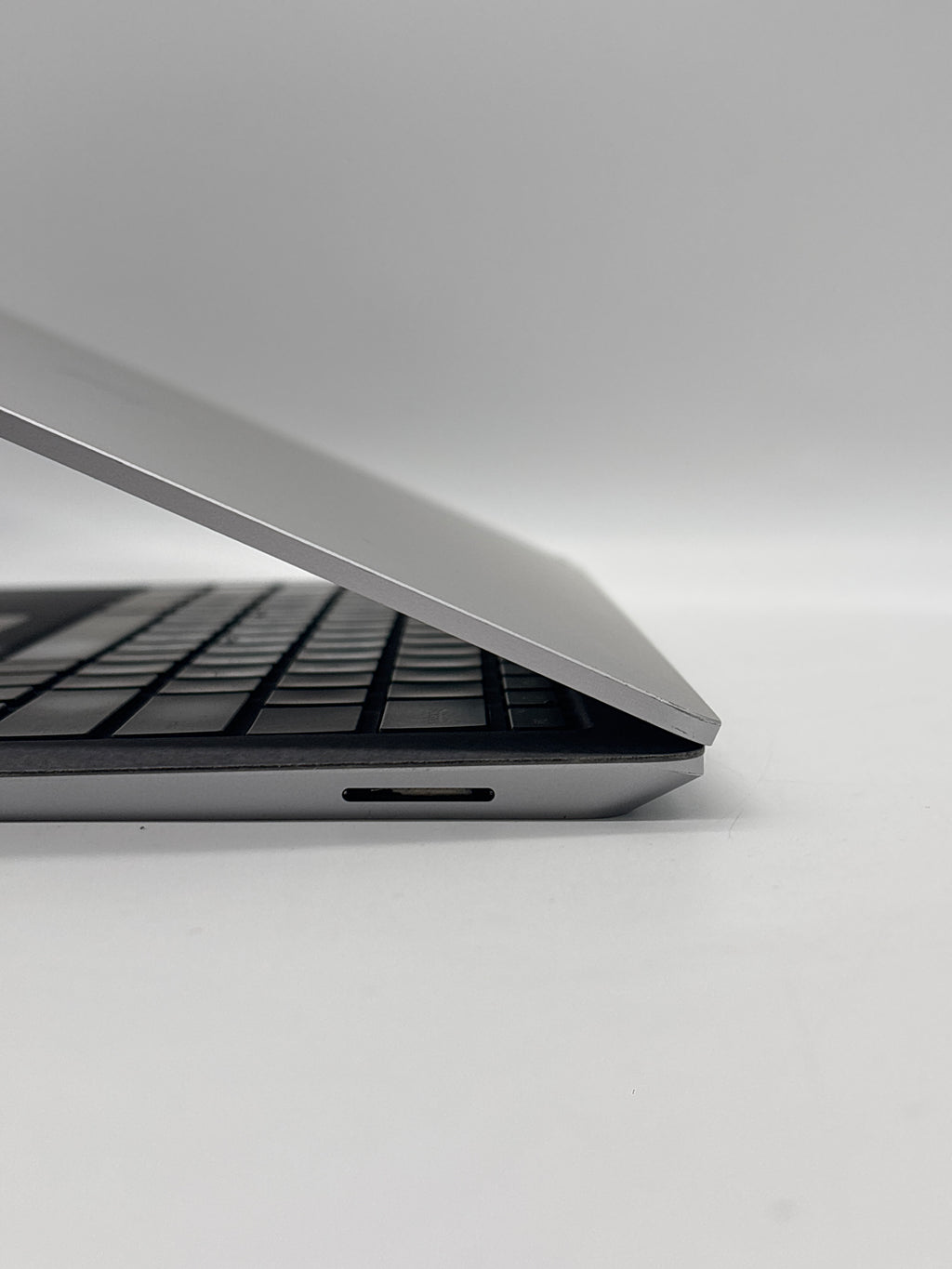 Microsoft Surface Laptop 5 1950 i7-1265U 16 GB RAM 512 GB