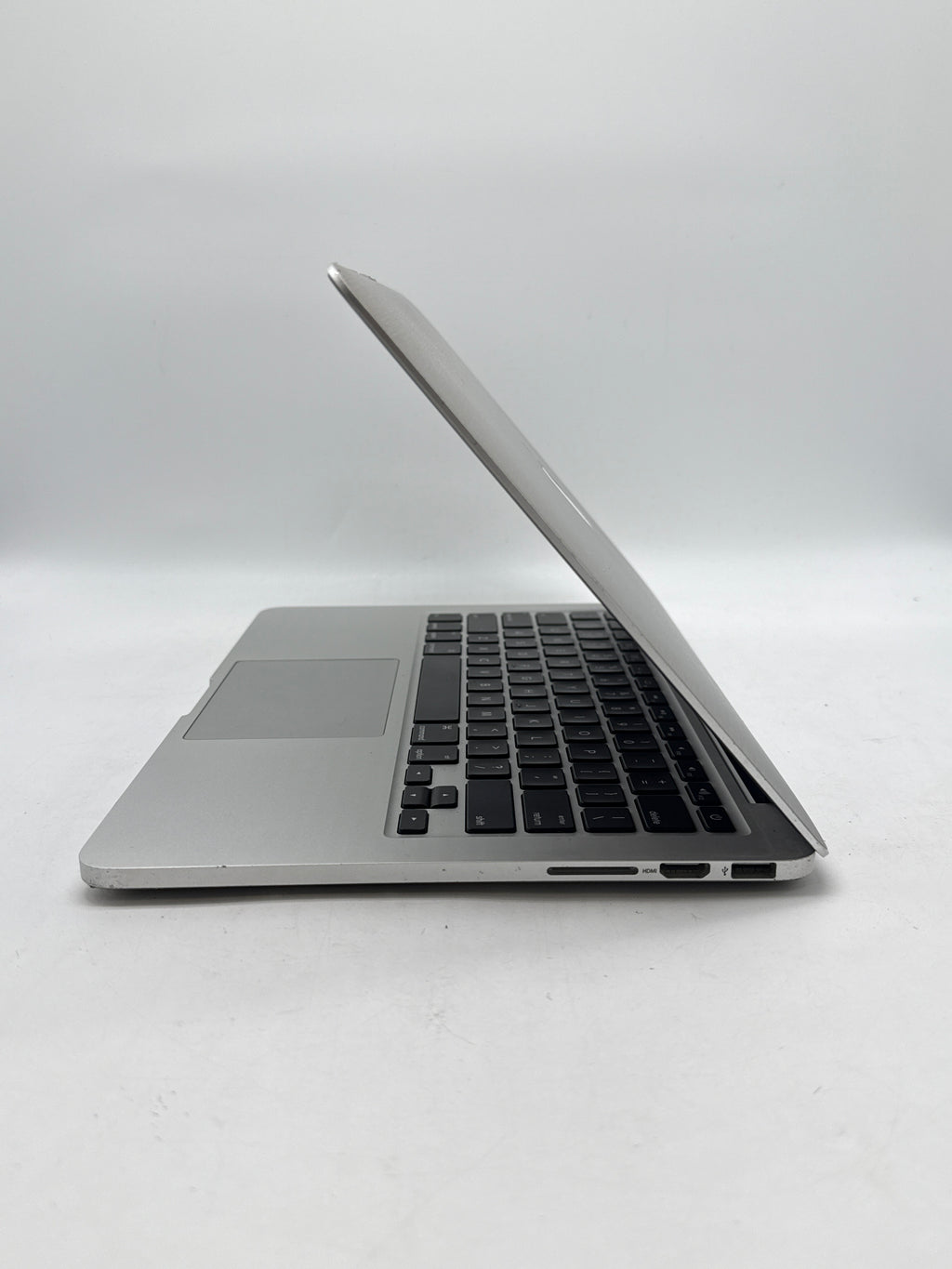 Apple MacBook Pro 15" A1398 i5 8gb RAM 256GB Flash Storage - Used