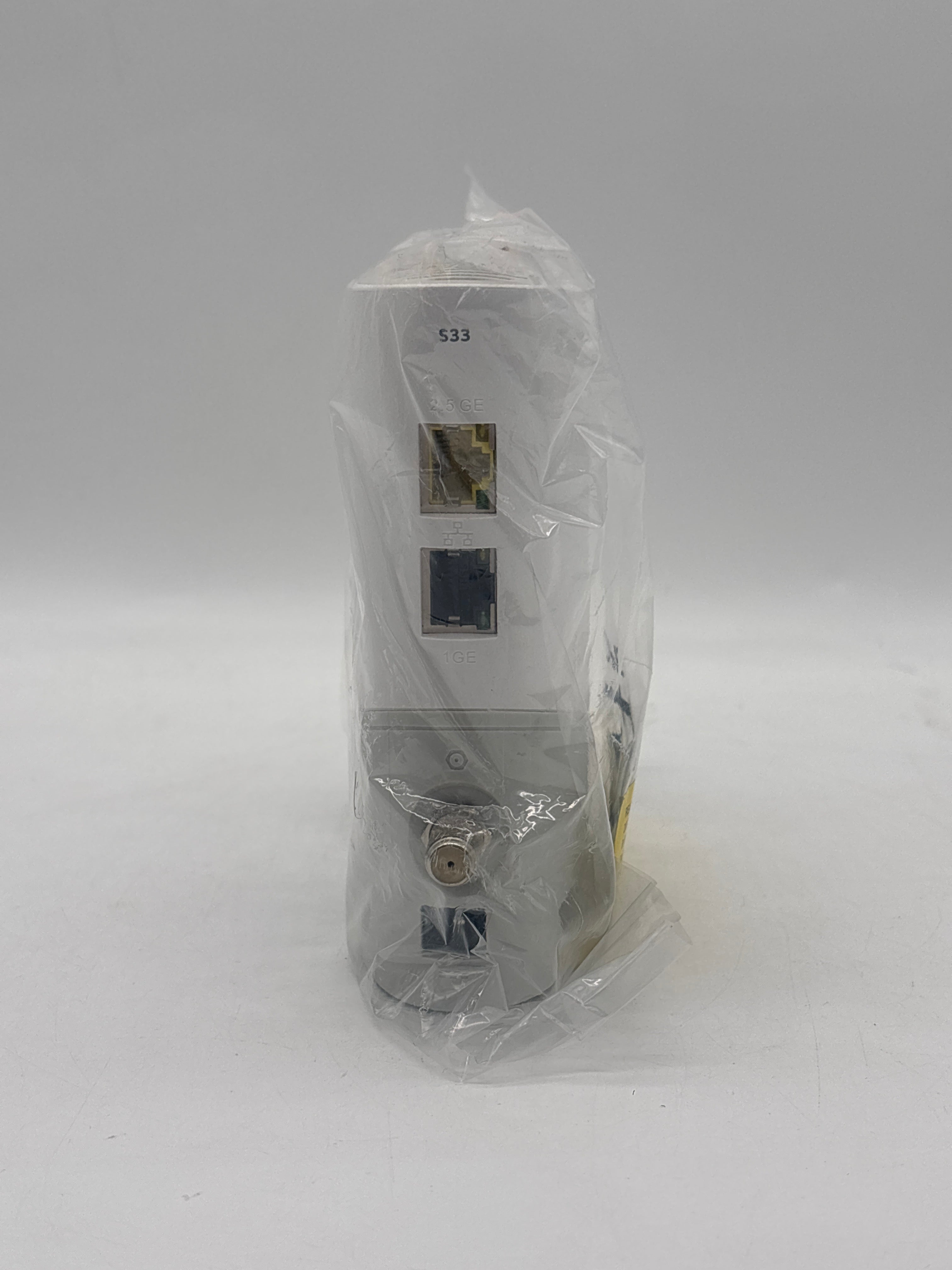 Arris SURFboard S33 DOCSIS 3.1 Cable Modem - New No Box