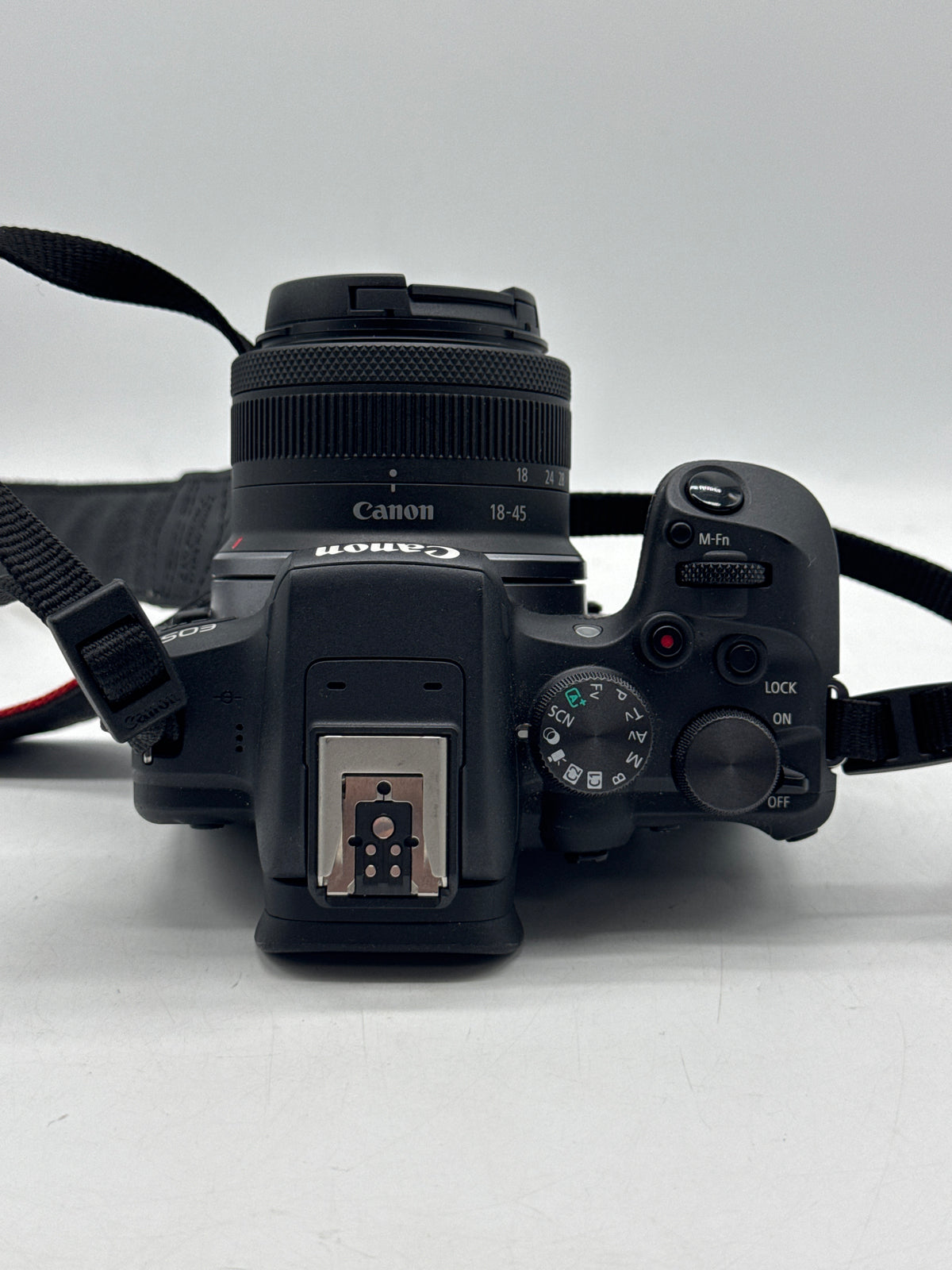 Canon EOS R10 24.2MP Mirrorless Camera w/ Lens Flash Black - Used