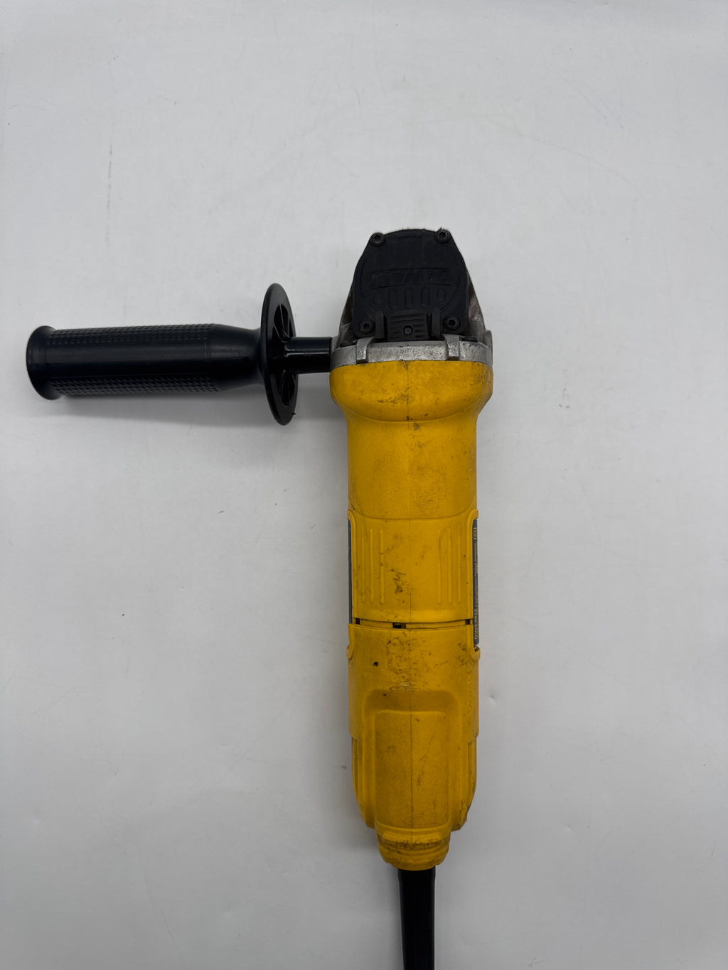 DEWALT DWE4012 120V 4-1/2" Corded Angle Grinder - For Parts (No Button)
