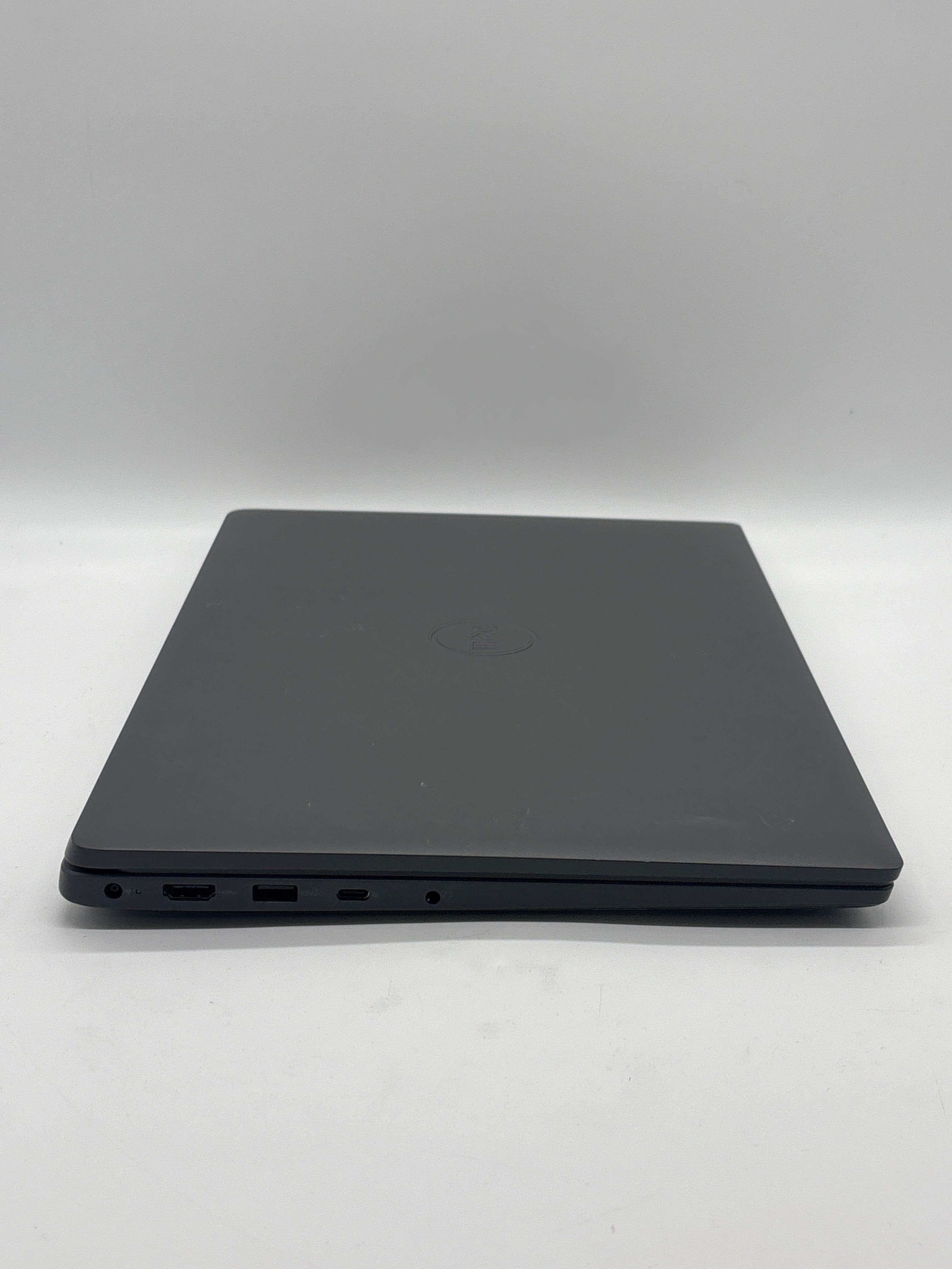 Dell Latitude 3540 i5-1335U 16GB RAM 512GB SSD Black