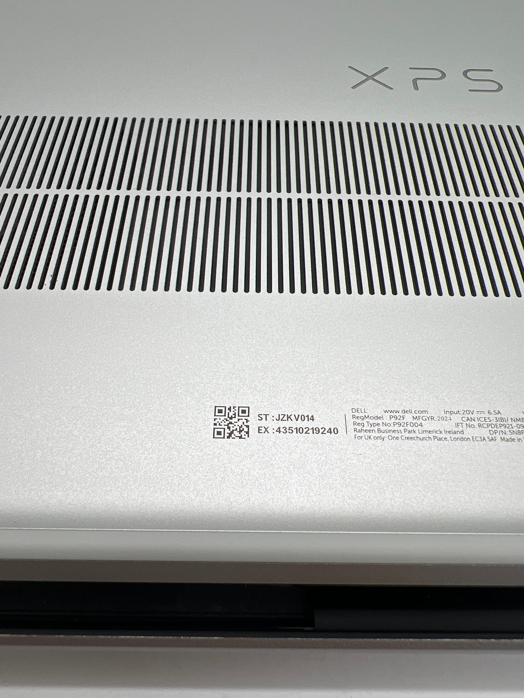 Dell XPS 17 9730 i7-13700H 32GB RAM 1TB SSD RTX 4050