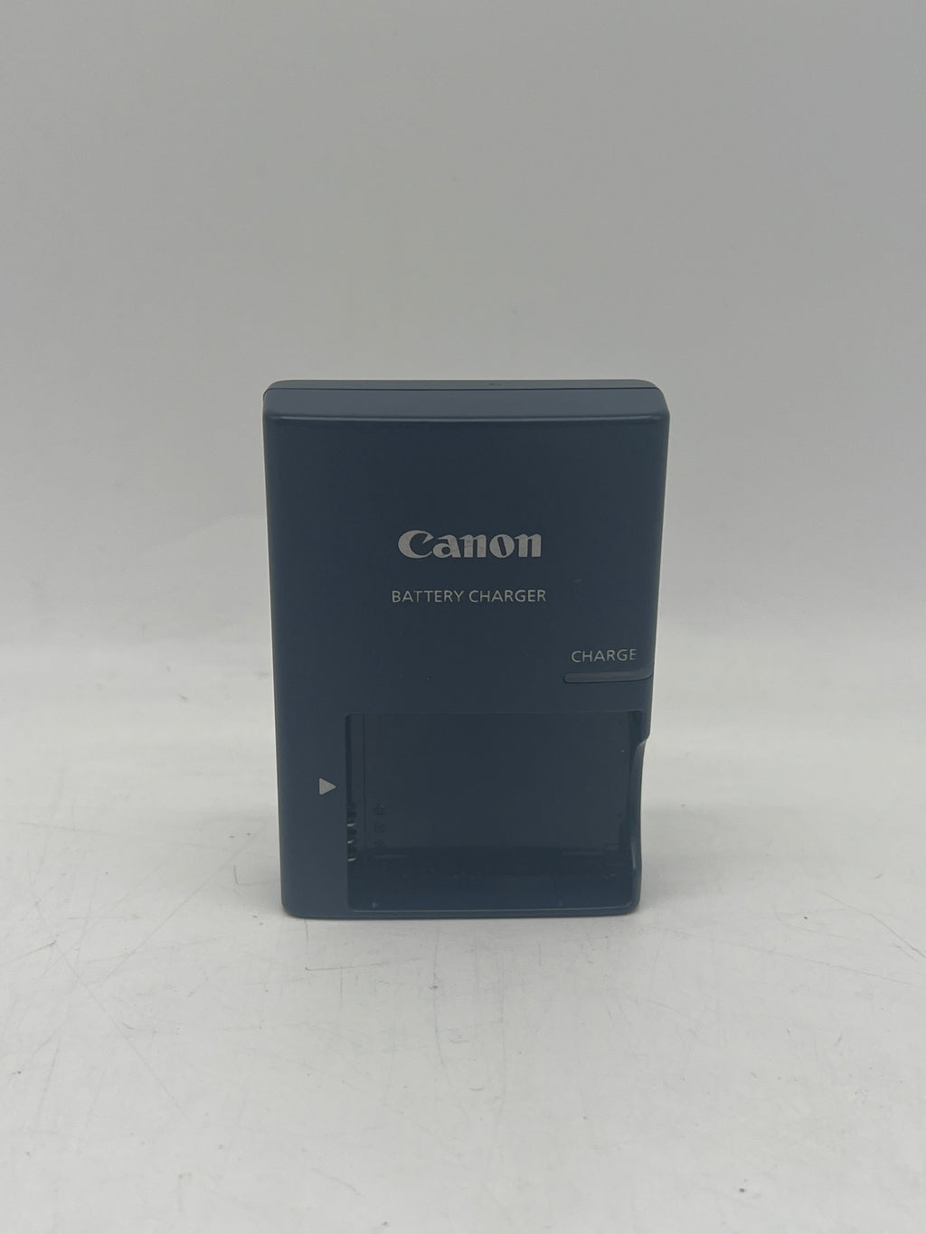 Canon PowerShot SD880 IS 10MP Compact Digital Camera Silver - Used