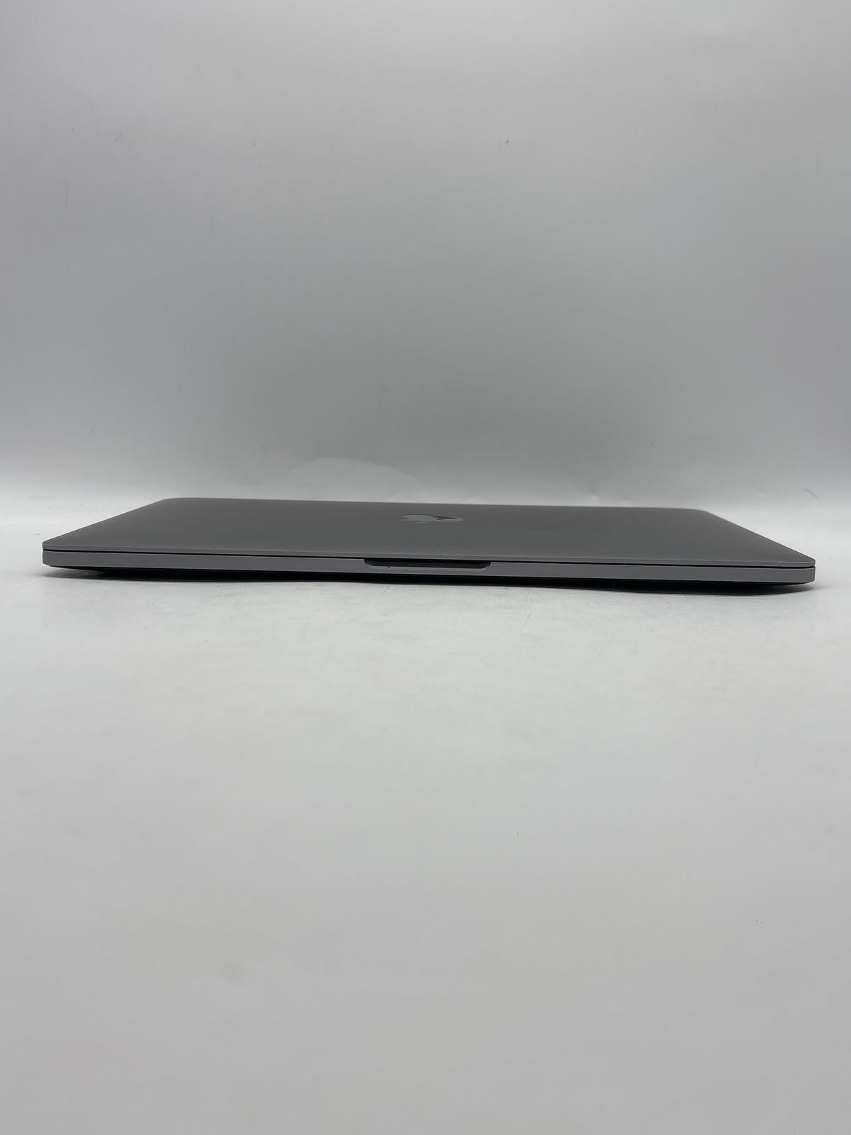 Apple MacBook Pro 13" M1 8GB RAM 256GB SSD Space Gray - READ