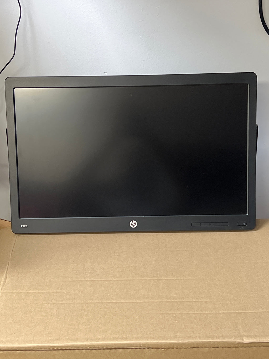 Pair of HP ProDisplay P223 22" FHD WLED LCD Monitor - Used