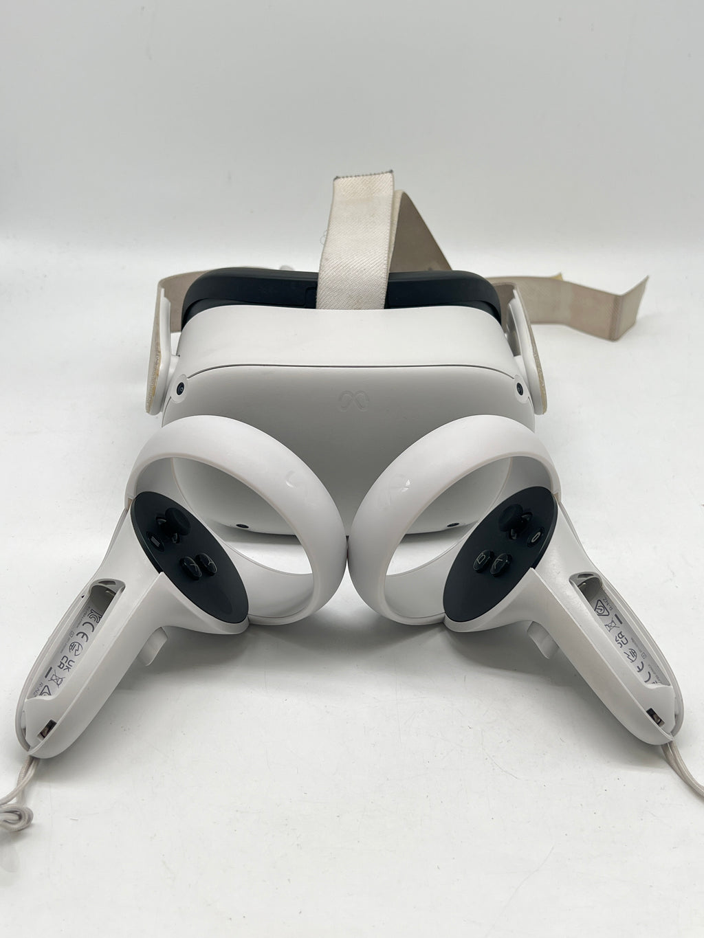 Meta Quest 2 Standalone VR Headset 128GB White For Parts - Functional