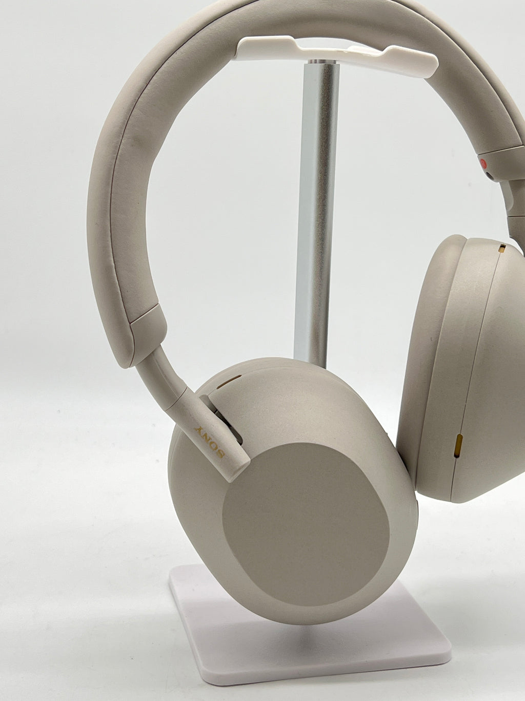 Sony WH-1000XM5 Noise Canceling Headphones White - Used