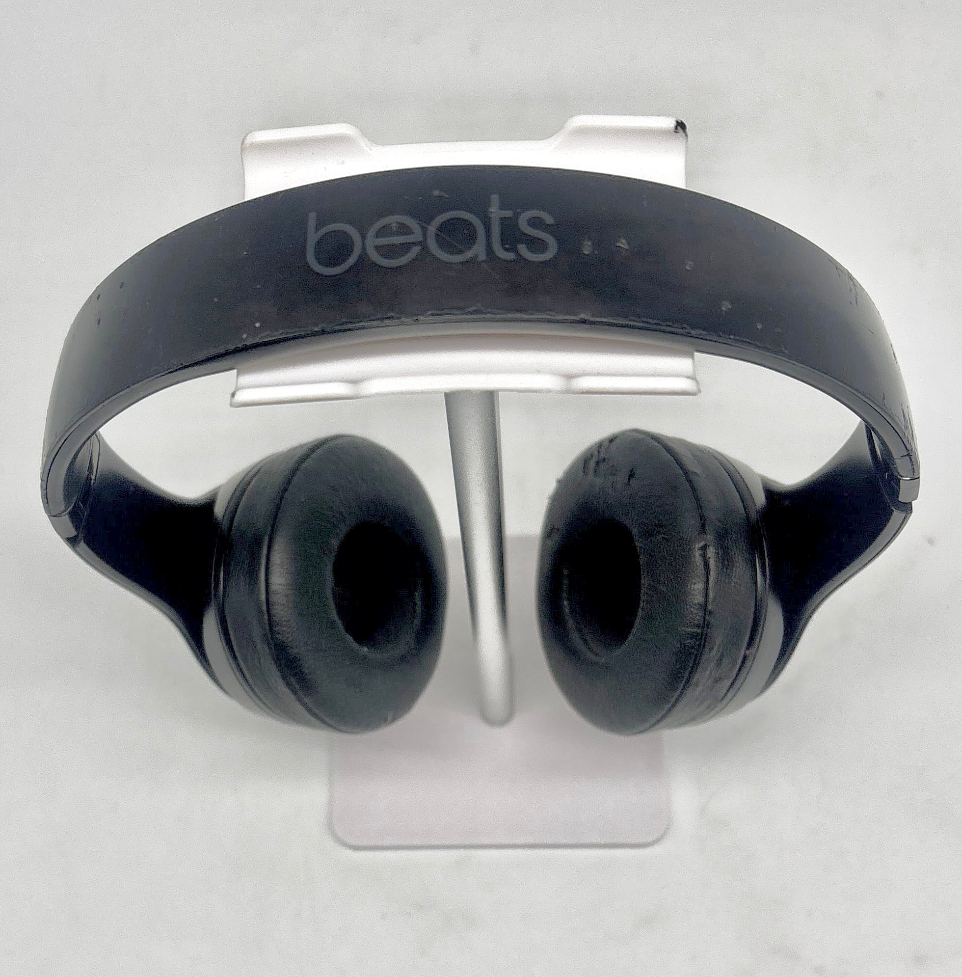 Beats Solo 3 Headphones Black - For Parts(No Power)