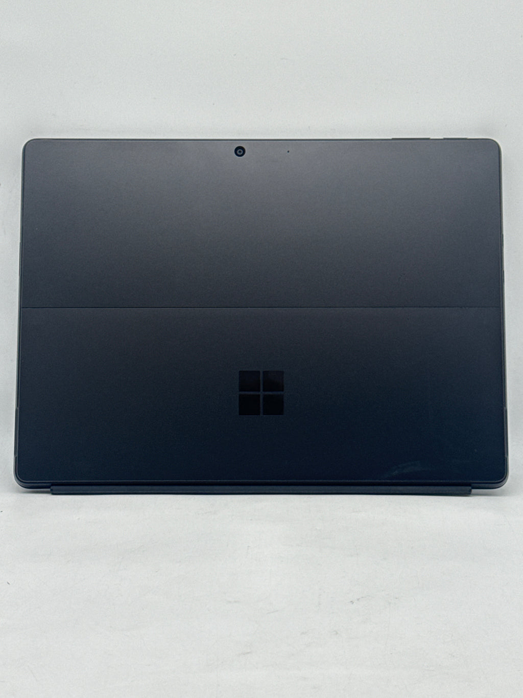 Microsoft Surface Pro 9 13" i5-1245U 8GB 256GB SSD Remotely Managed - For Parts