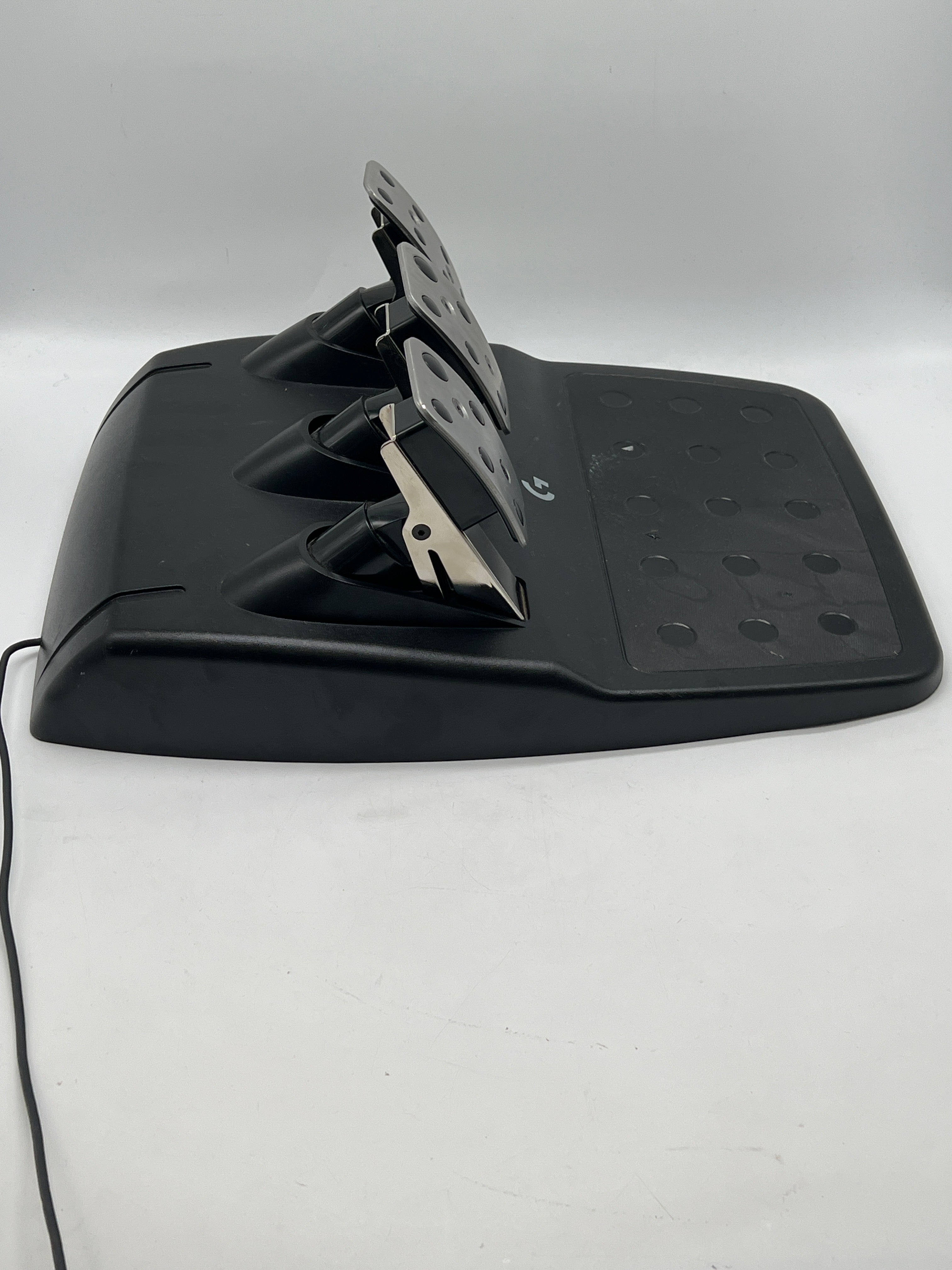 Logitech G923 Racing Wheel and Pedal With Driving Force Shifter - Used
