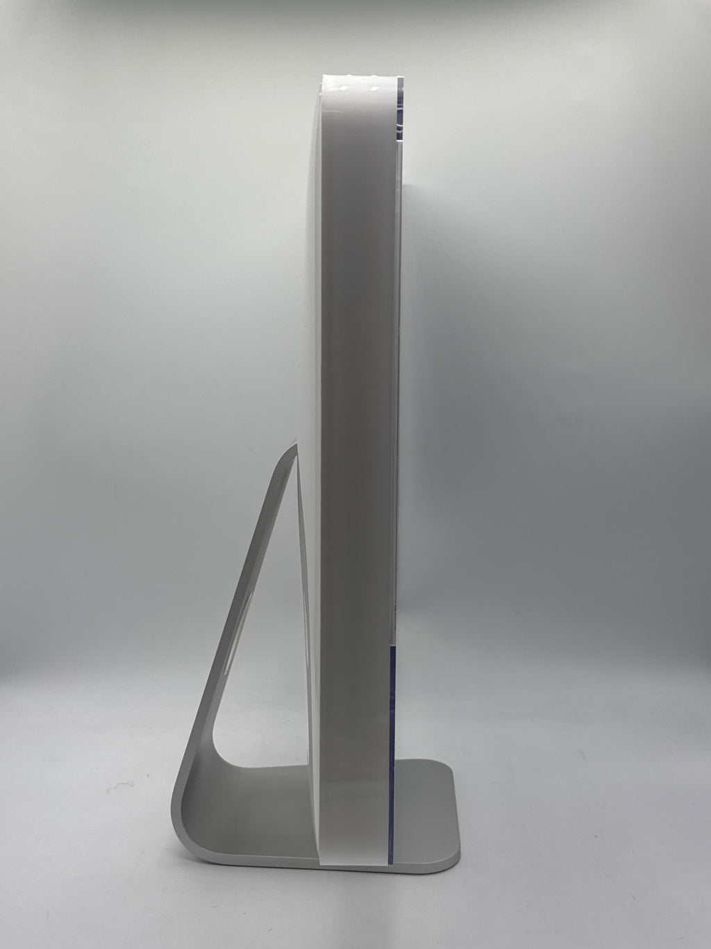 Apple iMac Isight G5 17" PowerPC G5 2GB RAM 160GB HDD All-in-One Desktop - Used