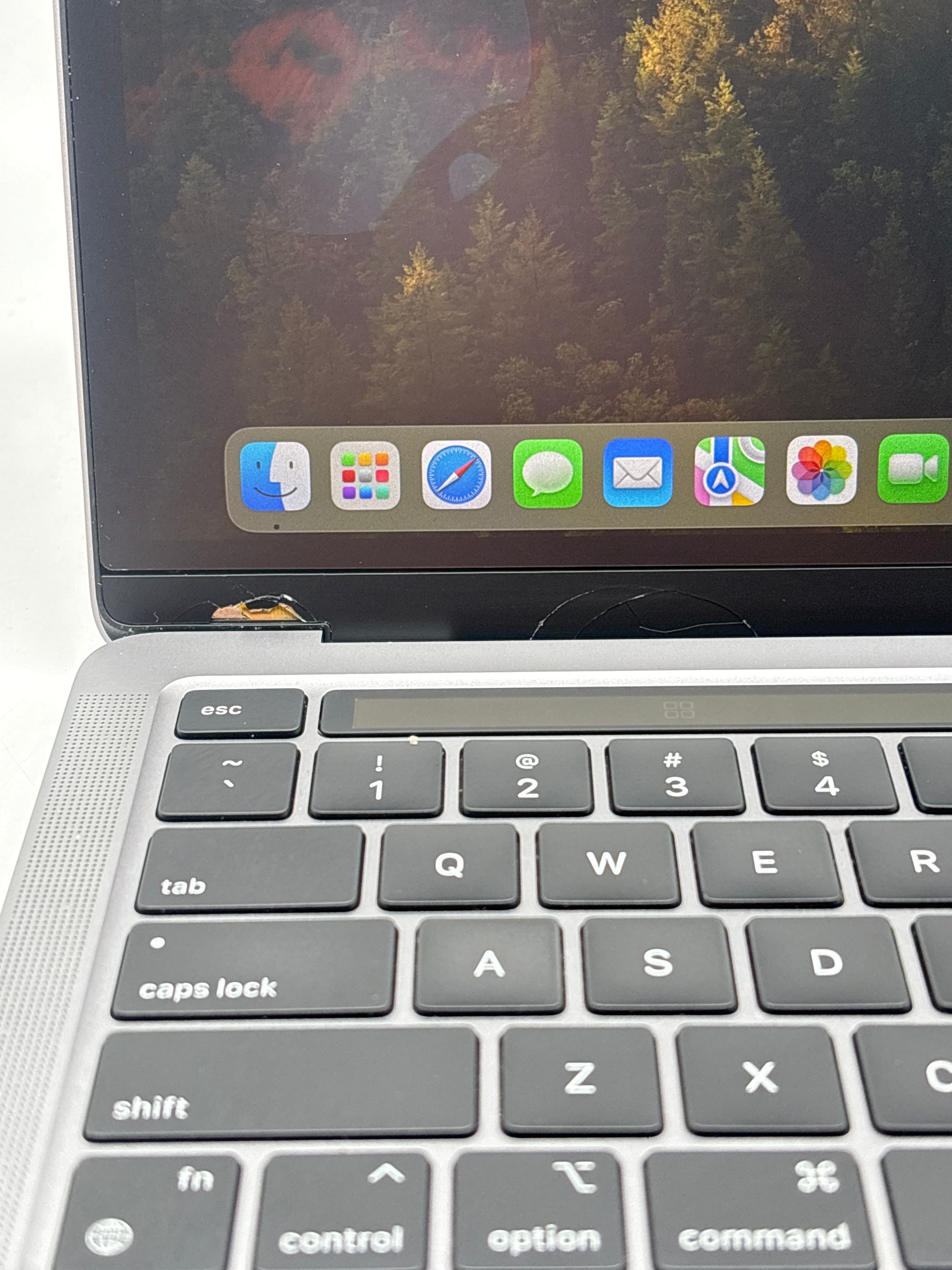 Apple MacBook Pro 13" A2338 M1 8GB RAM 512GB SSD - For Parts (Read)