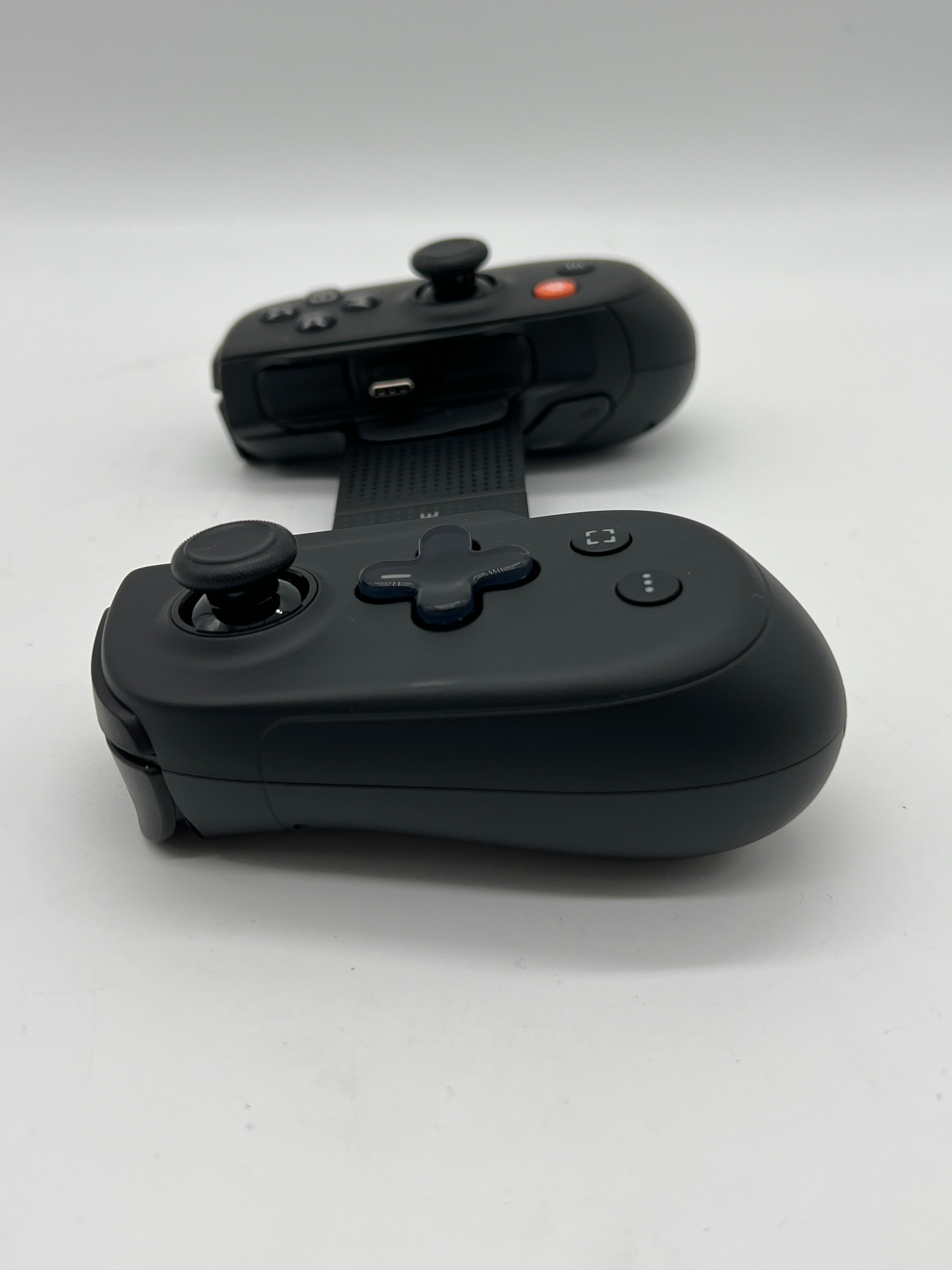 Backbone Pro Mobile Controller (USB-C) Black - Used