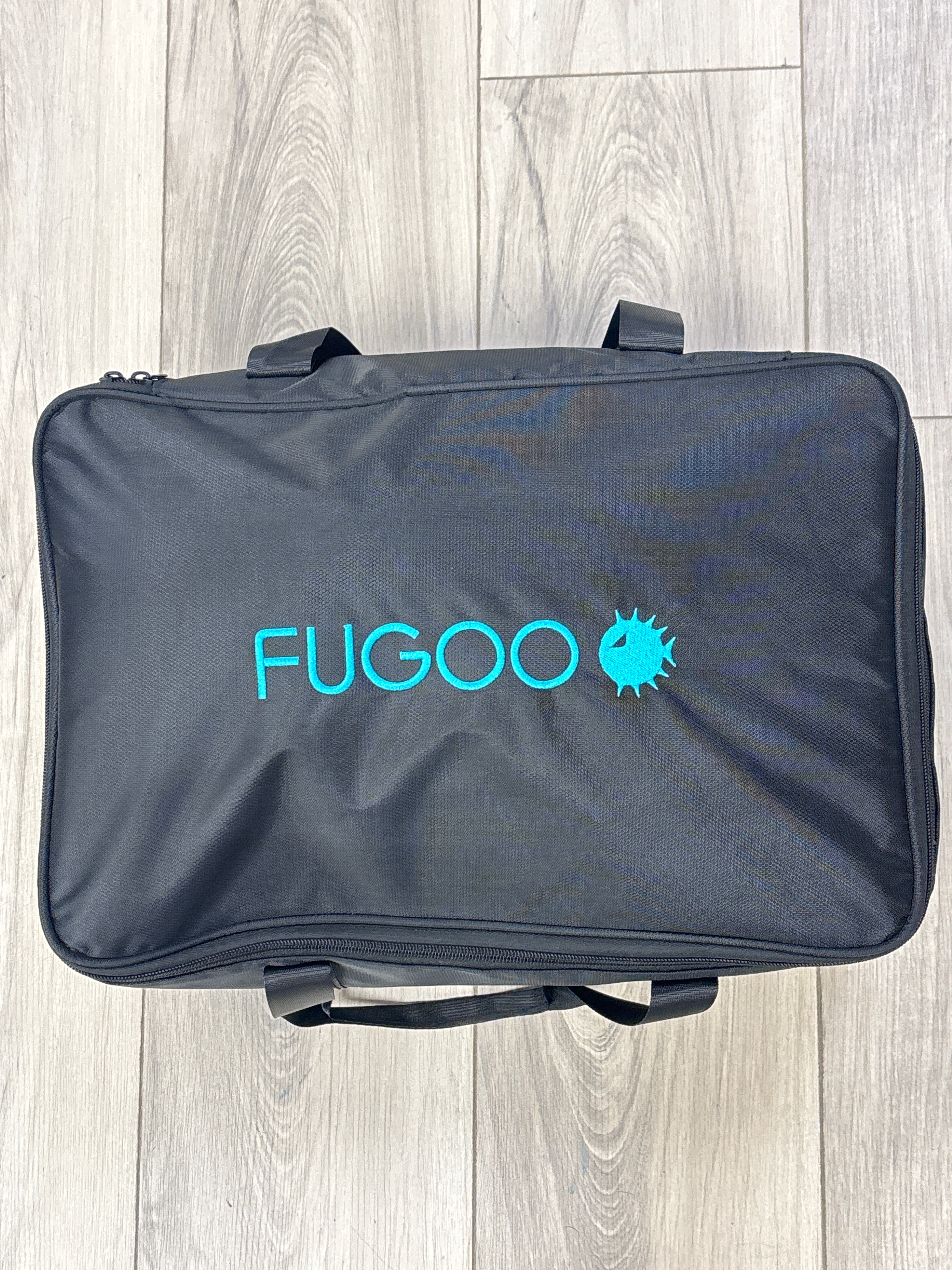 Fugoo FPJ1080PS Projector & Soundbar Bundle with Tripod - New Open Box