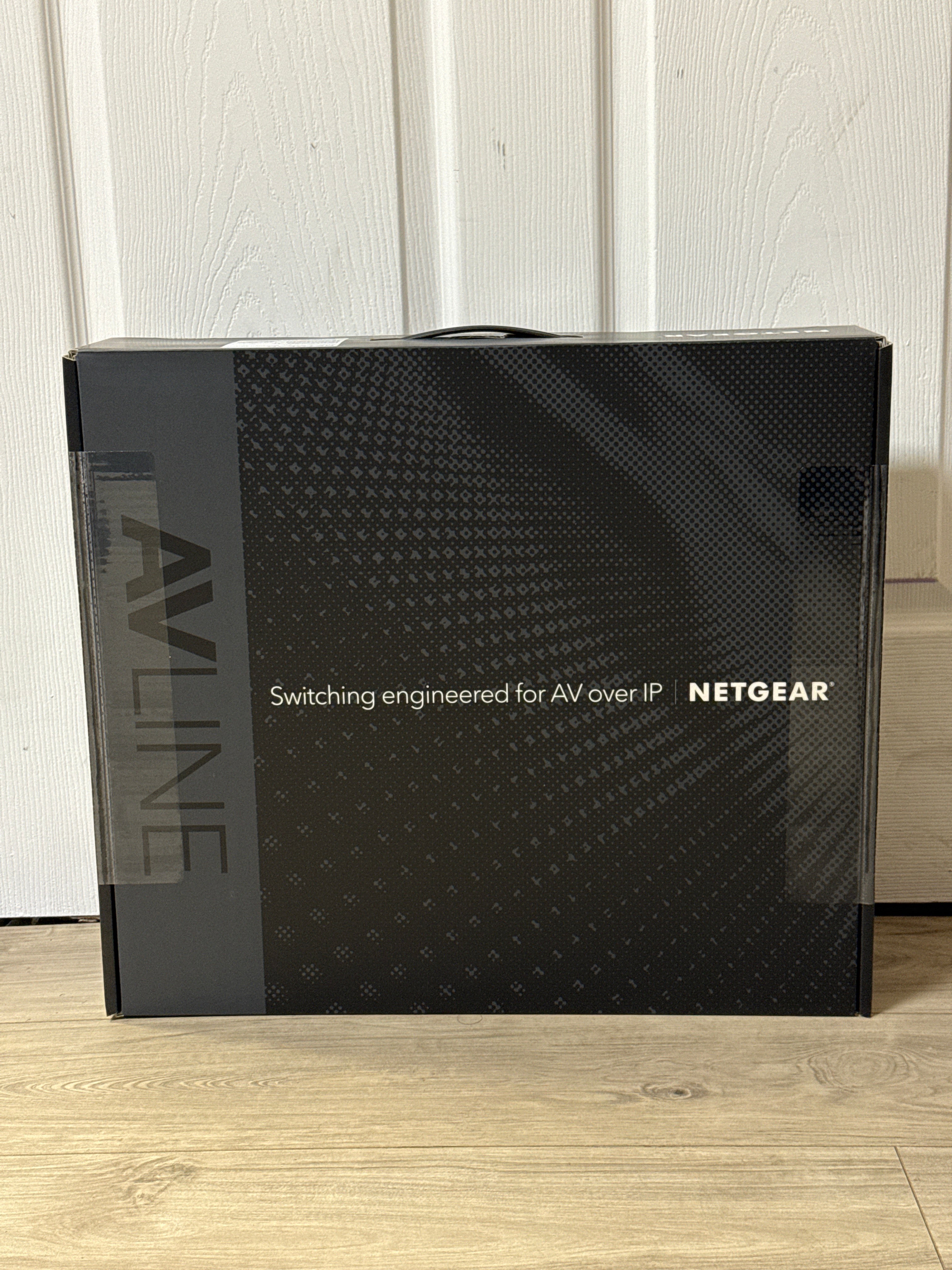 Netgear M4250-26G4F-POE++ Networking Switch Black - New In Box
