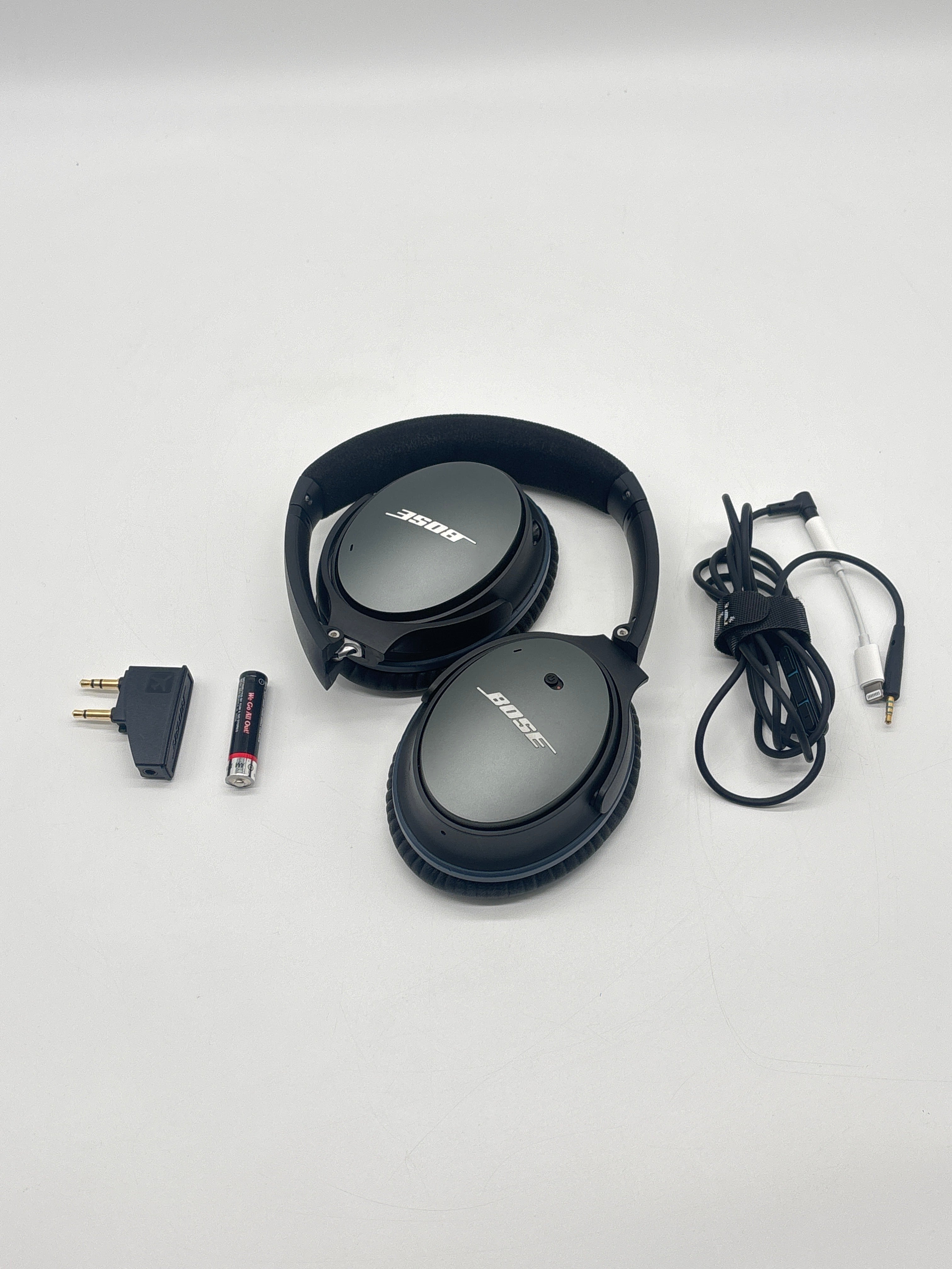Bose QuietComfort 25 QC25 Noise Cancelling Wired Headphones Black Used with Carrying Case