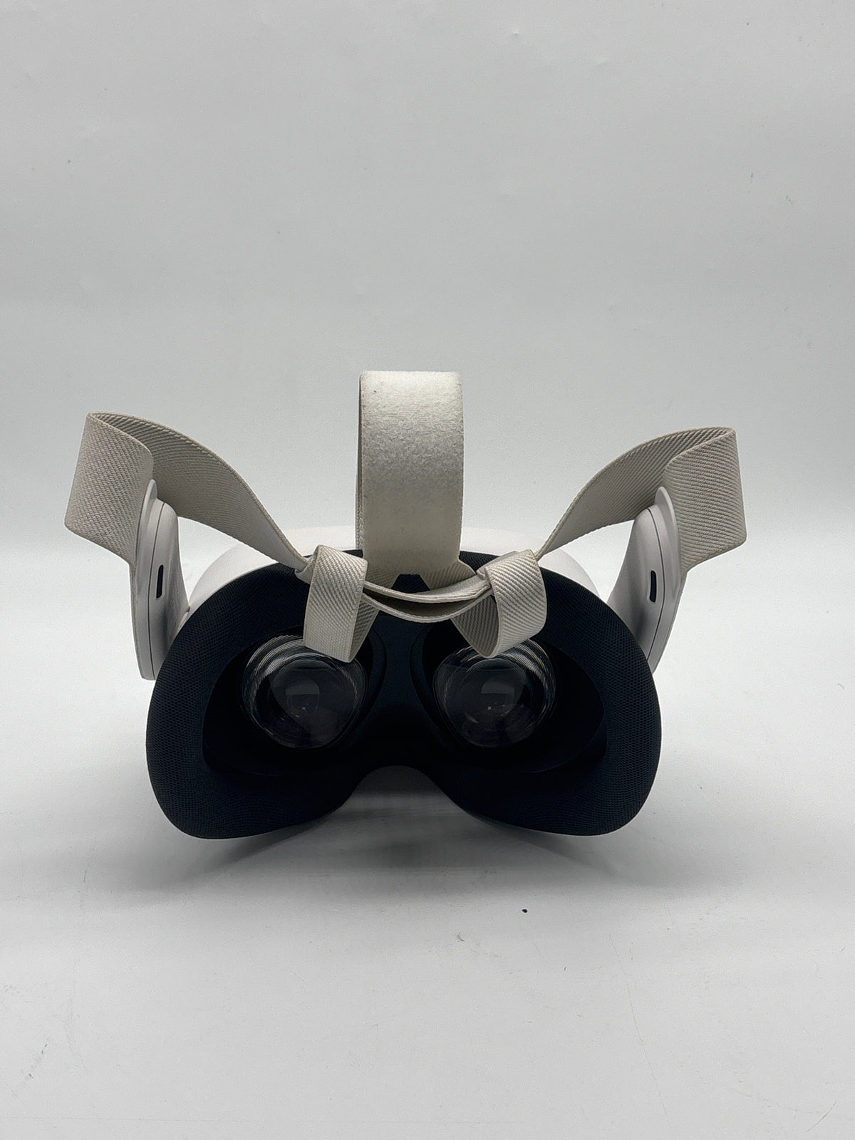 Meta Quest 3S 128GB Standalone VR Headset White - Used