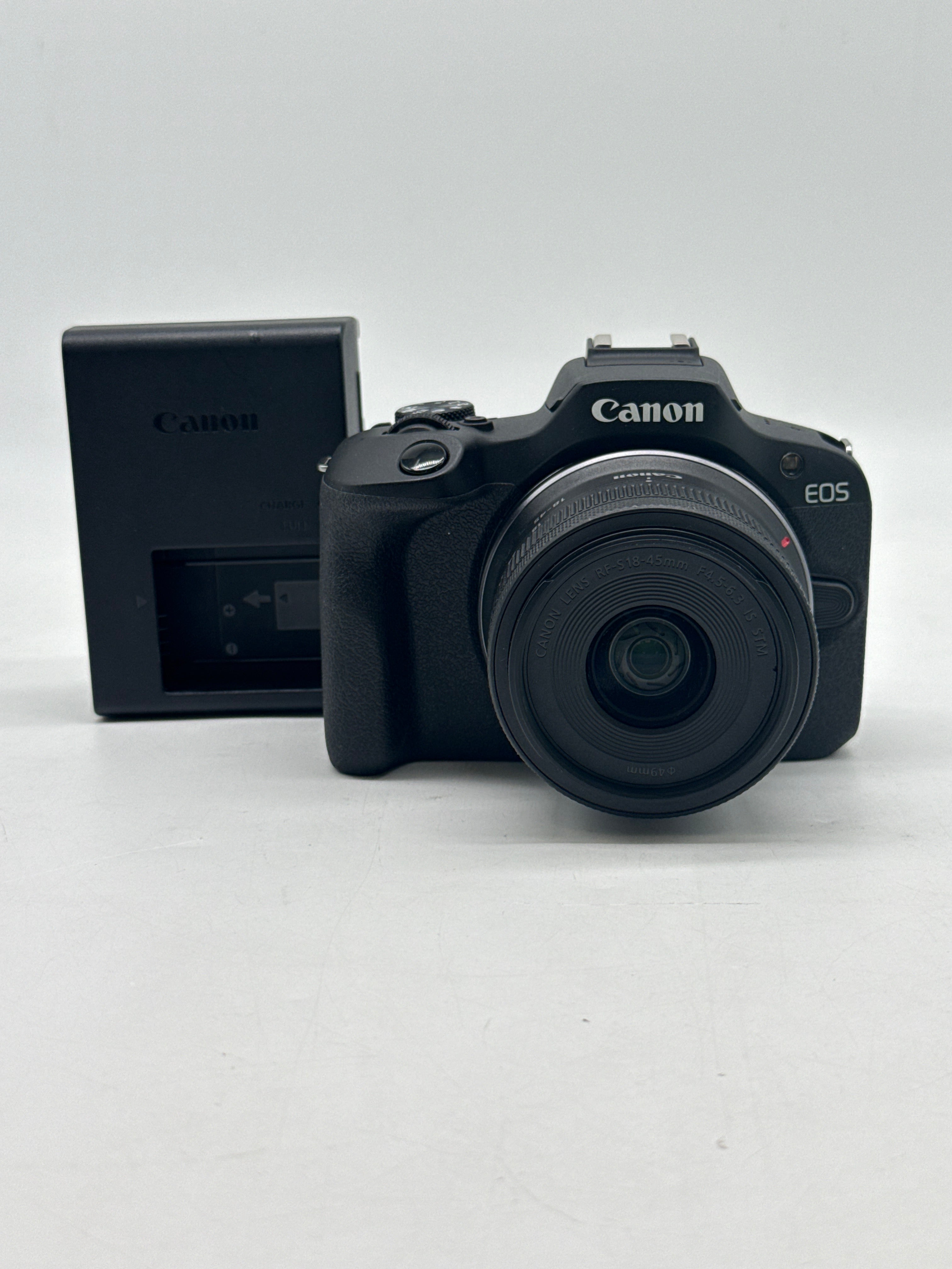 Canon EOS R100 24.1MP Mirrorless Camera w/ RF-S 18-45mm - Used