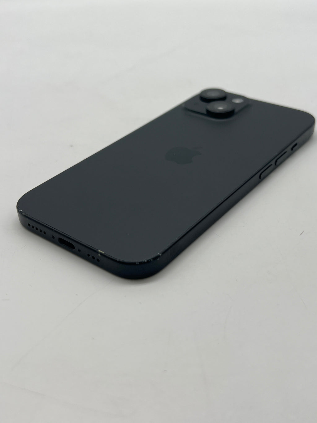 Apple iPhone 15 256GB Unlocked Black - Used