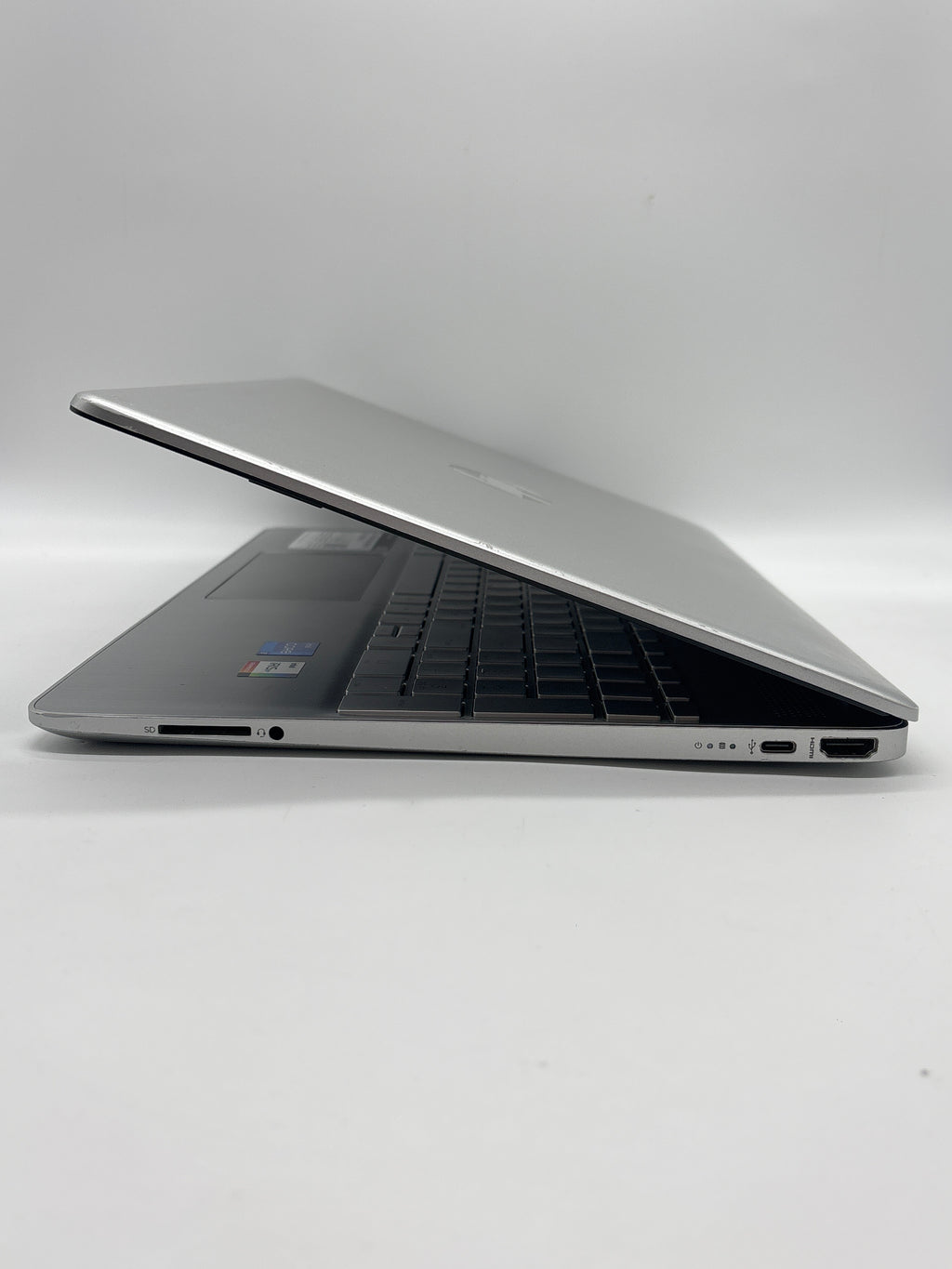 HP 15-dy5073dx i7 1255U 16GB RAM 512GB SSD