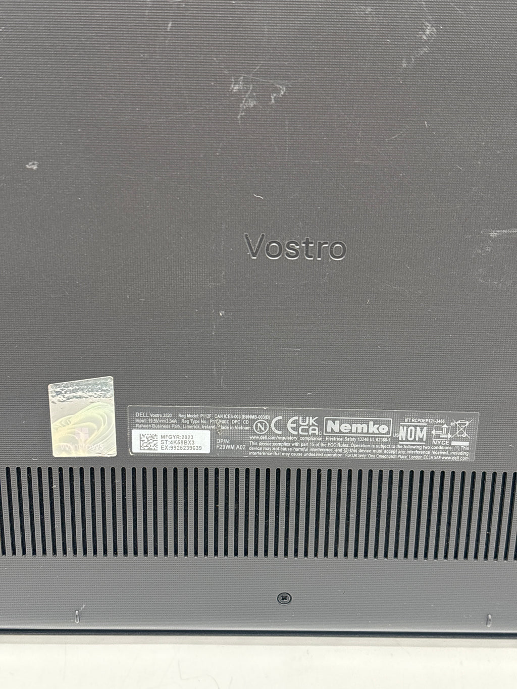 Dell Vostro 3520 i7-1255U 16GB RAM 512GB SSD - For Parts (Bad Battery)