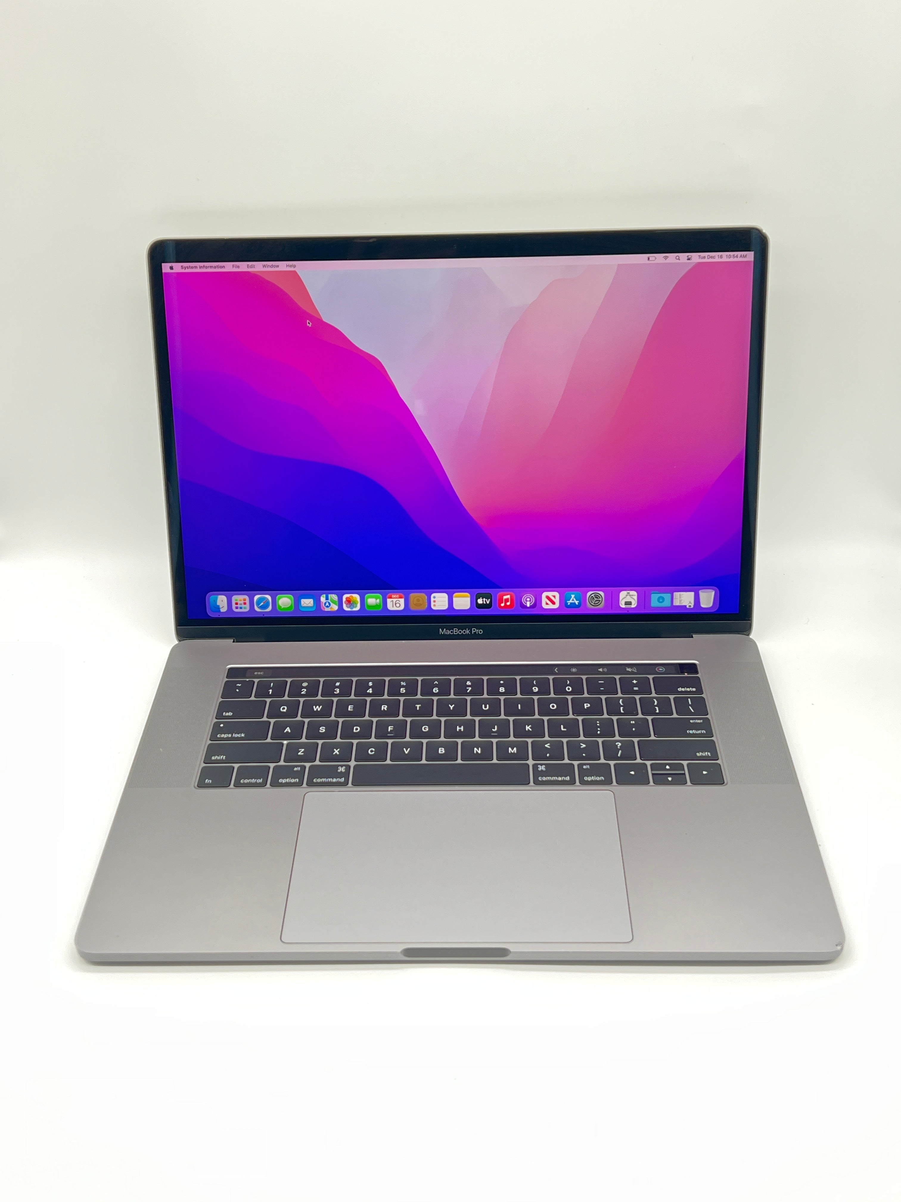 Apple MacBook Pro 15" A1707 2016 Intel i7 2.6GHz 16GB 256GB Space Gray Used