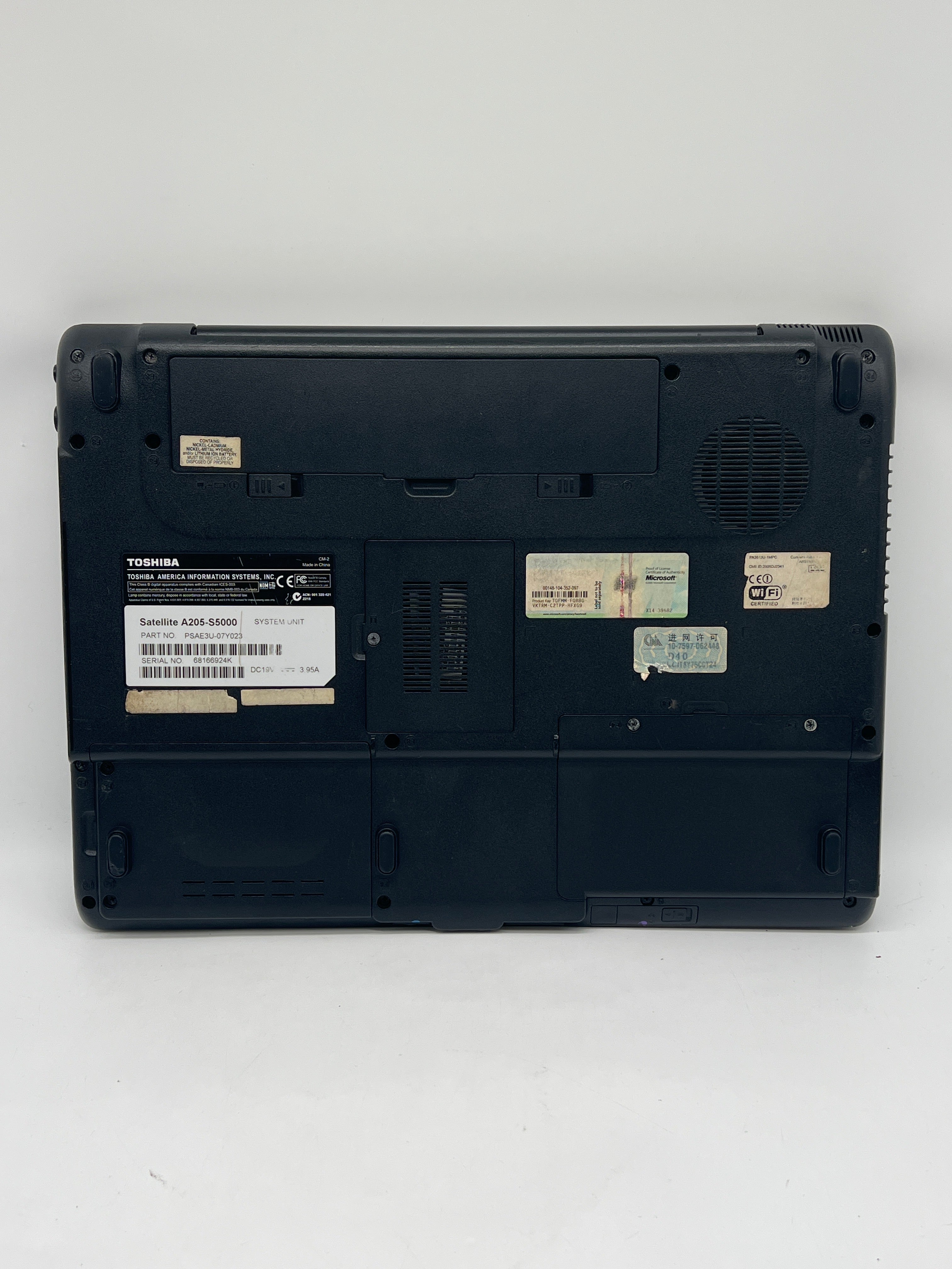 Toshiba Laptop Satellite A205 Core 2 Duo 4GB RAM - For Parts (Bad Battery)
