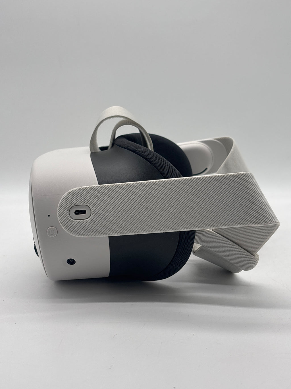 Meta Quest 3s 128GB Standalone VR Headset White - Used with Box