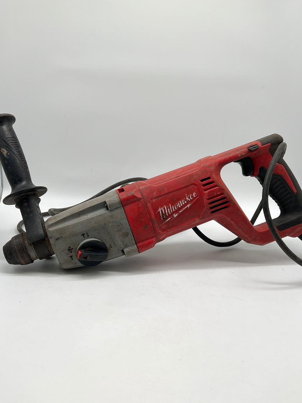 Milwaukee 5262-21 8 Amp Corded SDS Plus Rotary Hammer - For Parts