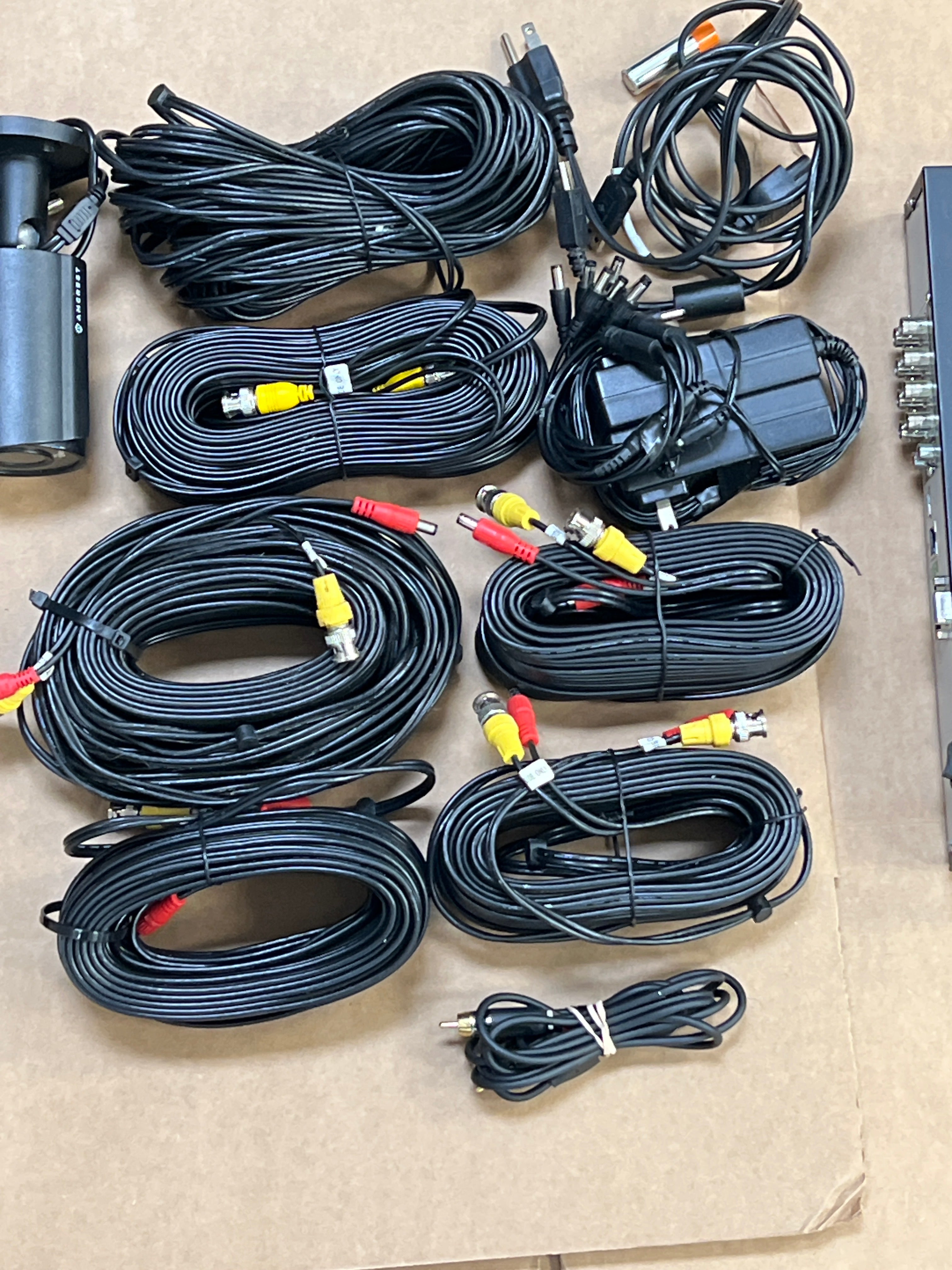 Amcrest 8 Channel DVR Security Camera System with 4 Bullet and 4 Dome Cams - Used