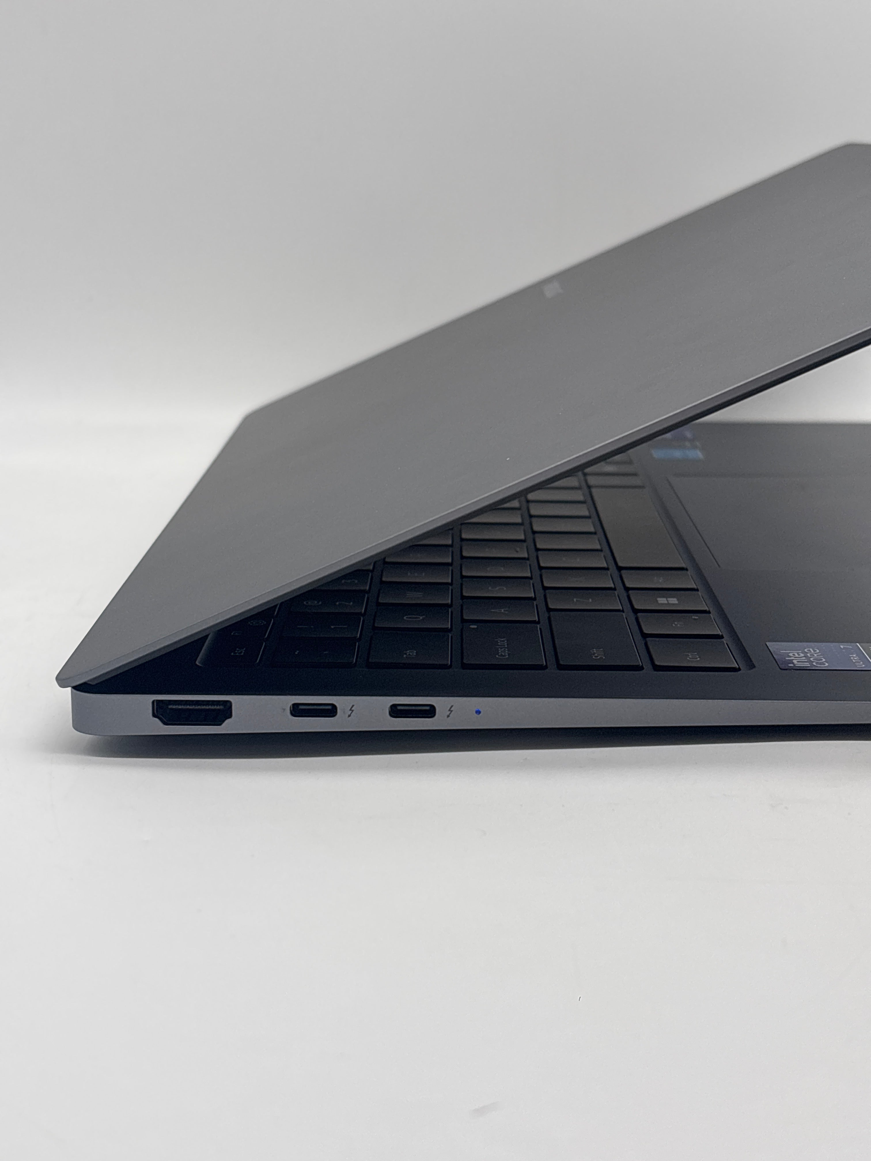 Samsung Galaxy Book NP940XHA Touch Ultra 7 256V 16GB RAM 512GB SSD Used