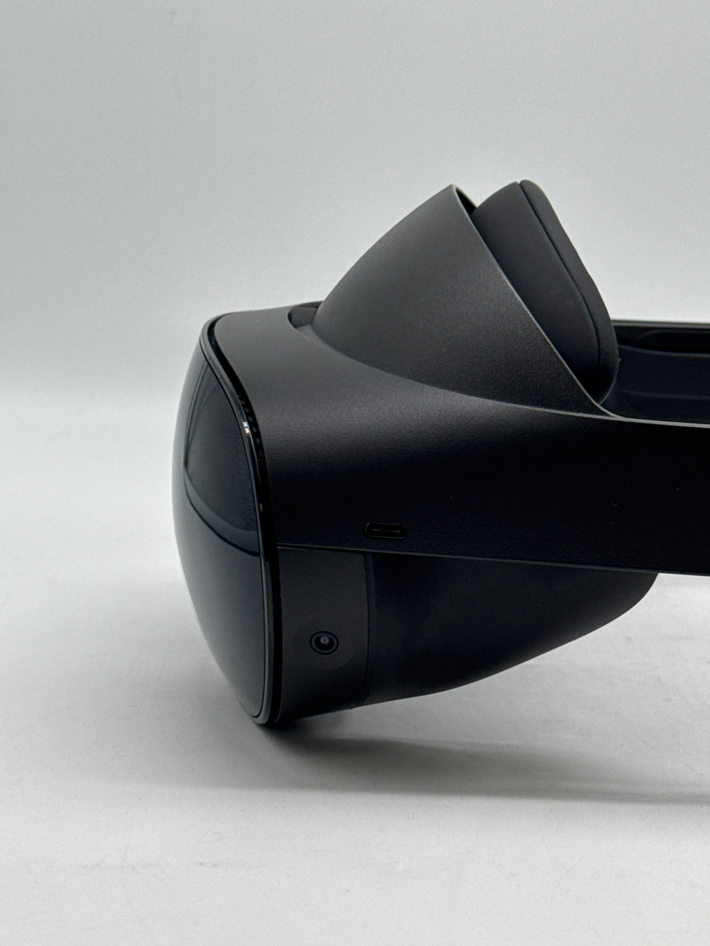 Meta Quest Pro VR Headset Black - Used With Box