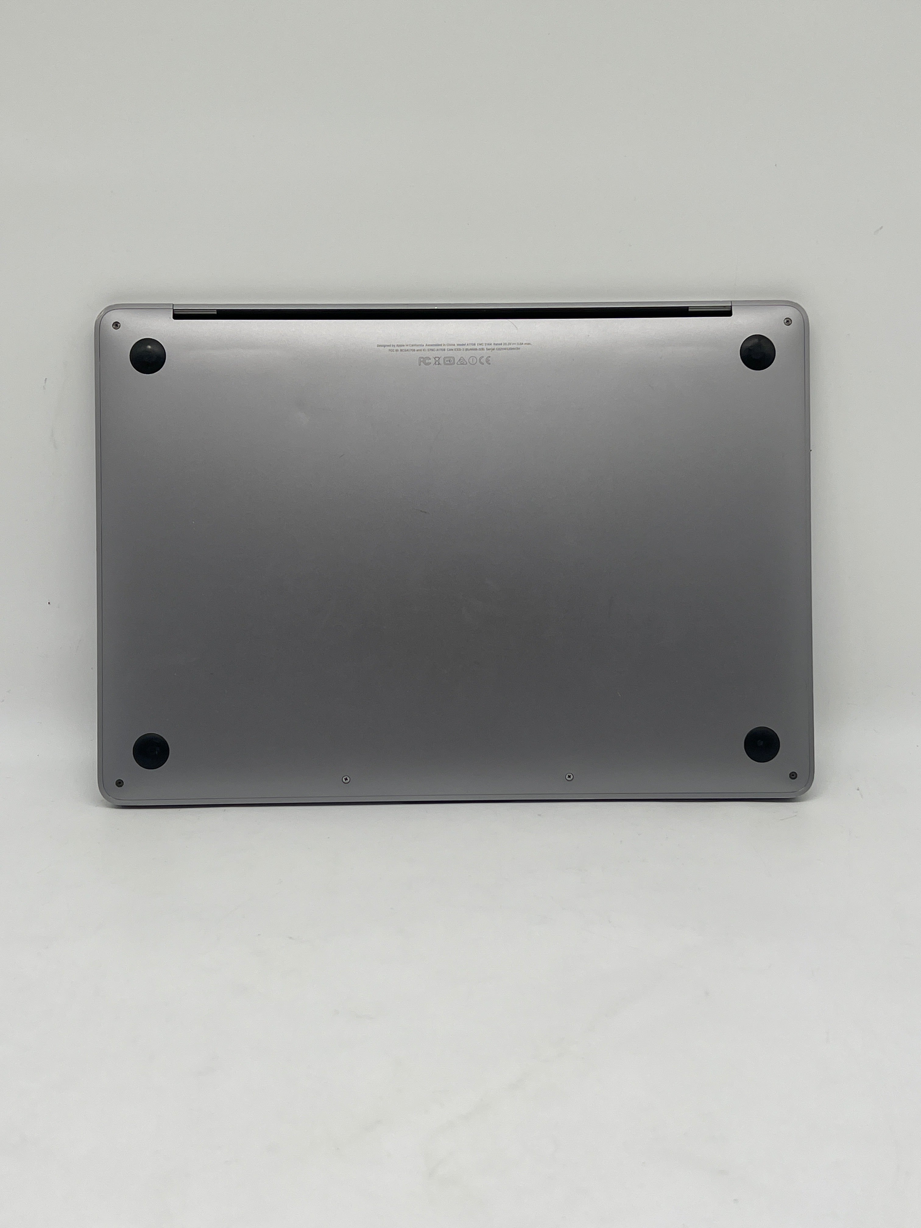 Apple MacBook Pro 13" A1706 Core i5 8GB RAM 256GB SSD - For Parts (Read)