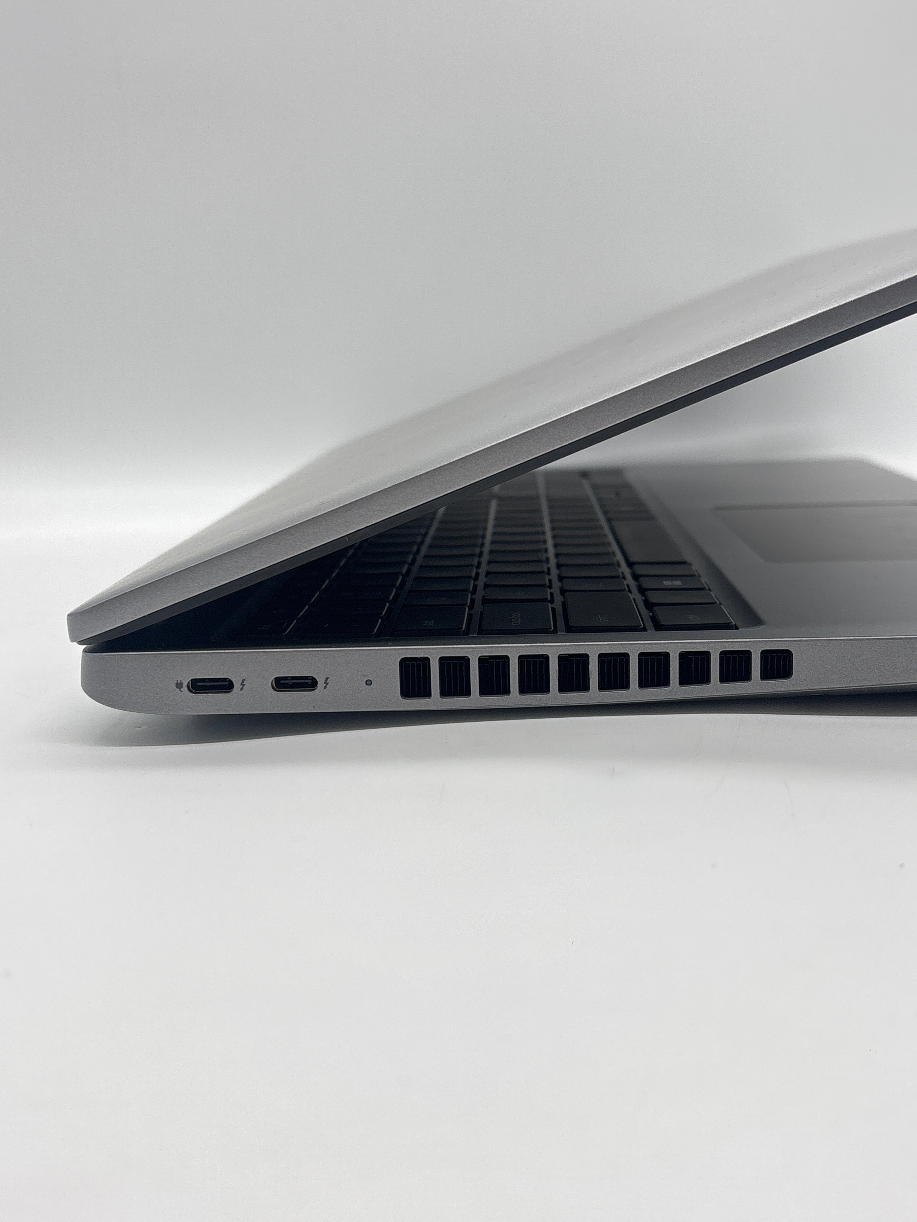 Dell Latitude 5550 Ultra 7 165U 32GB RAM 512GB SSD - Bios Lock/Remotely Managed