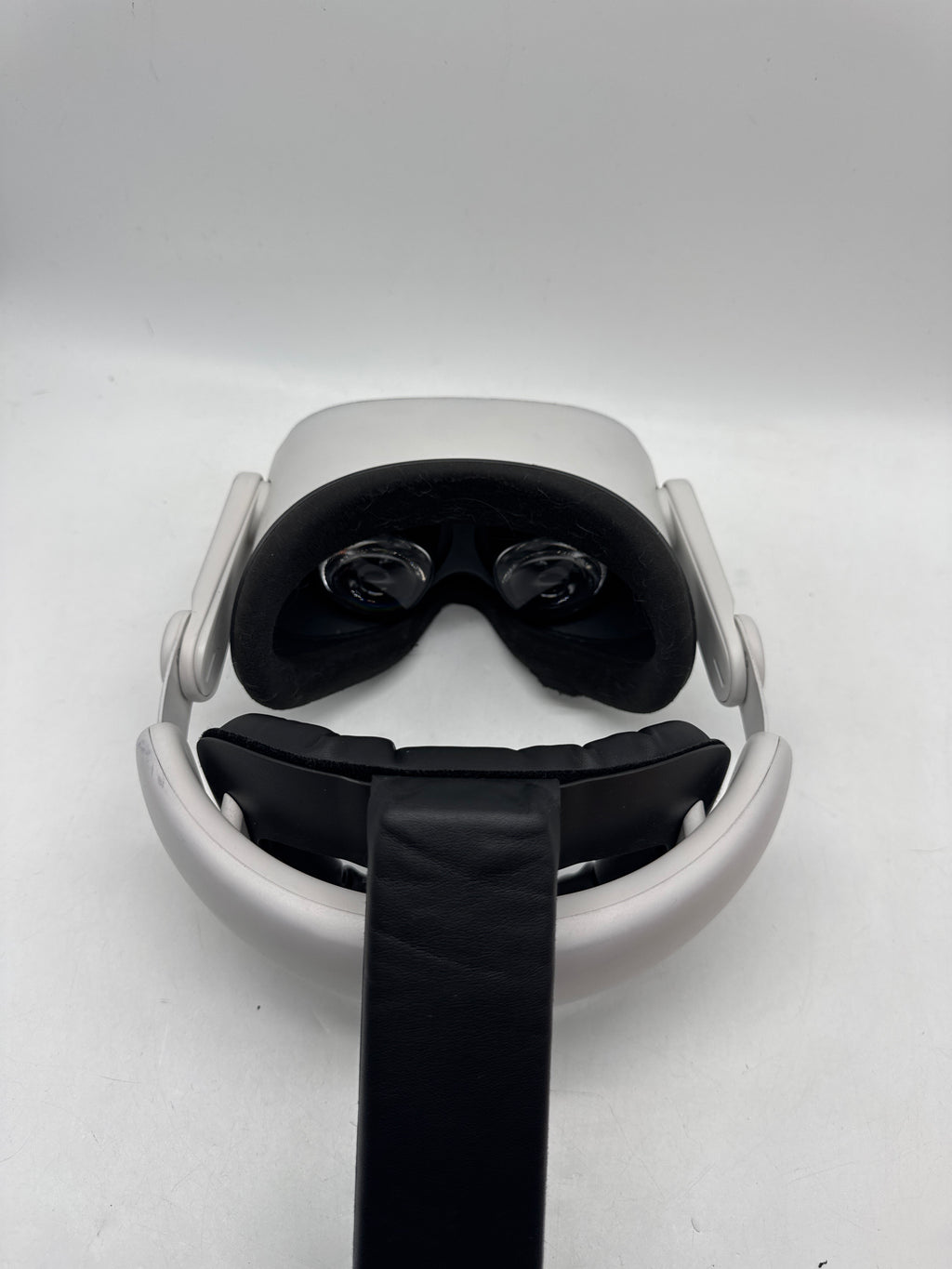 Meta Quest 2 128GB Standalone VR Headset Black - Worn Foam