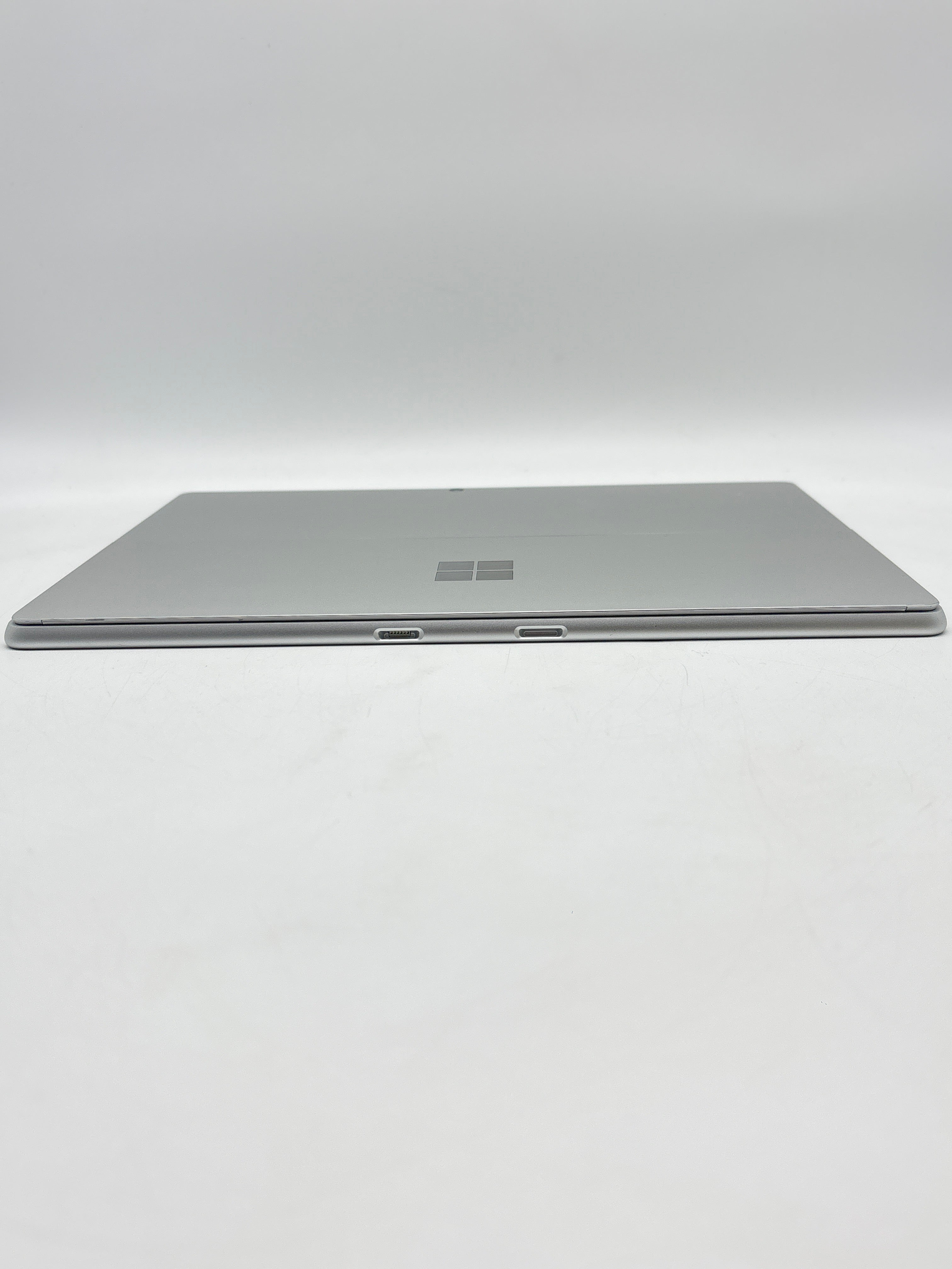 Microsoft Surface Pro 8 i7-1185G7 16GB RAM 512GB SSD