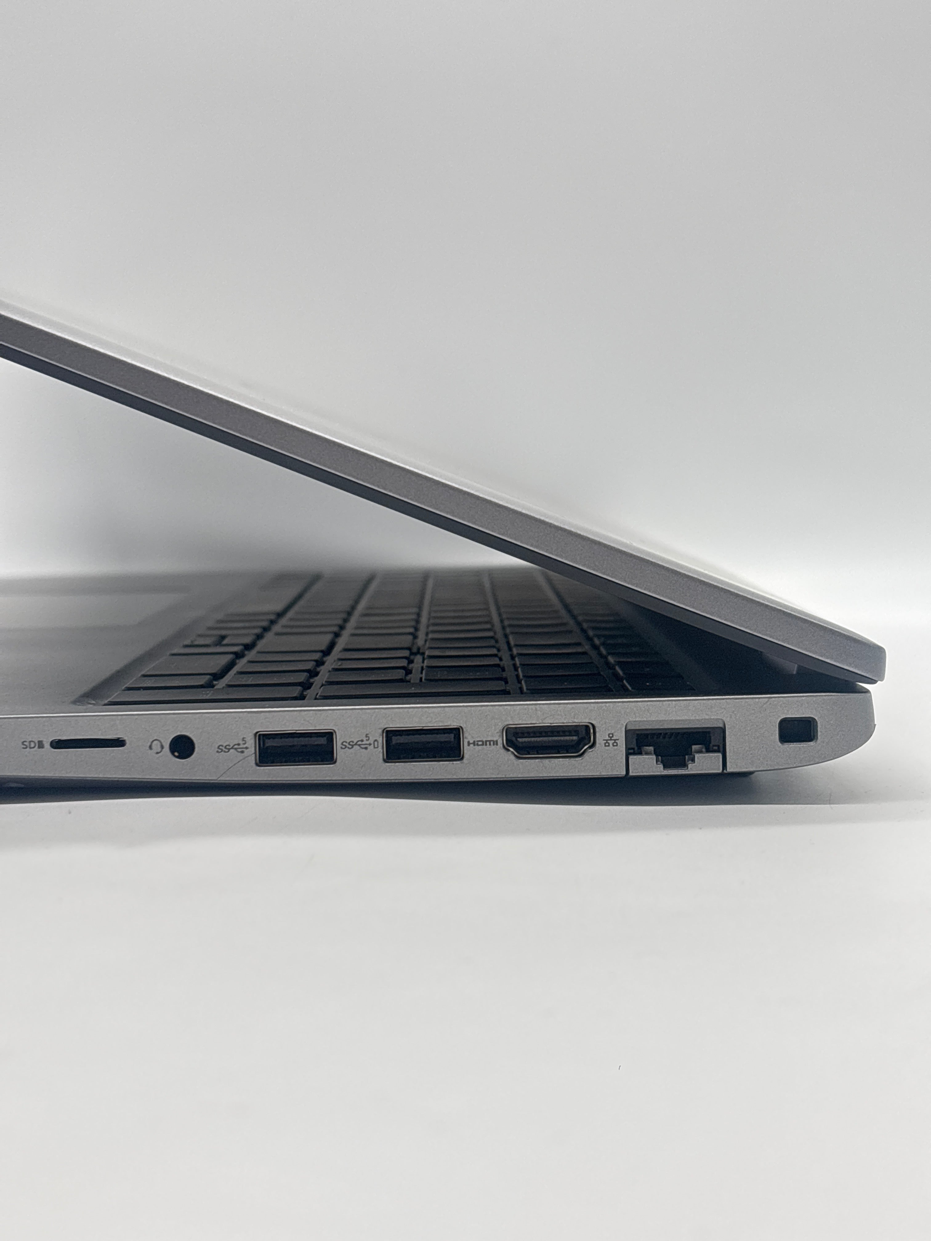 Dell Latitude 5550 Ultra 5 125U 16GB RAM 256GB SSD - Used (Warranty)