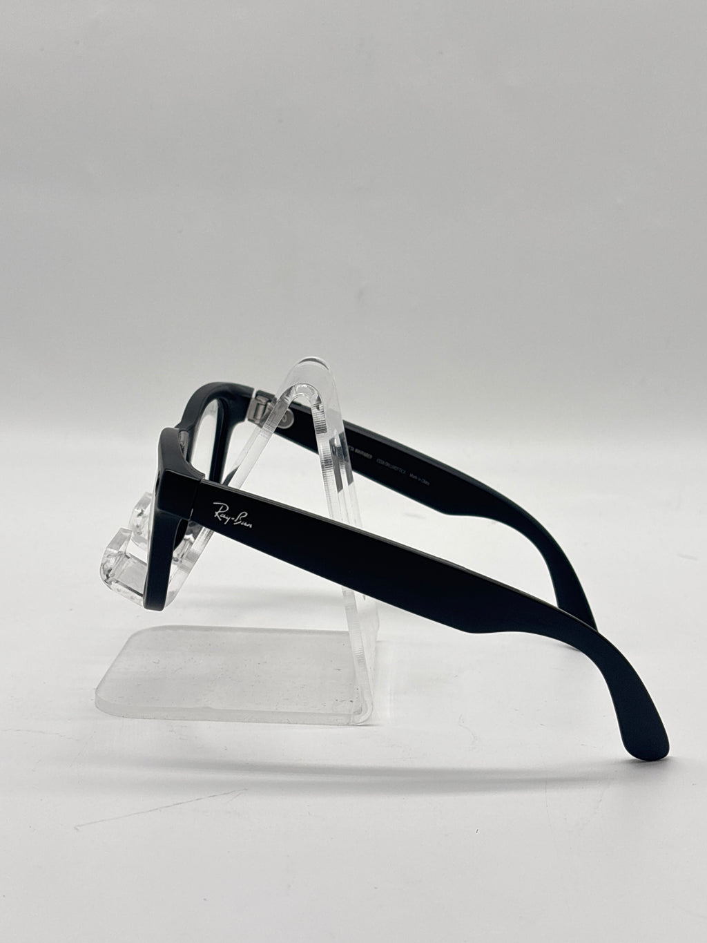 Ray-Ban Meta Wayfarer Smart Glasses RW4008 Matte Black Clear Lenses - Used
