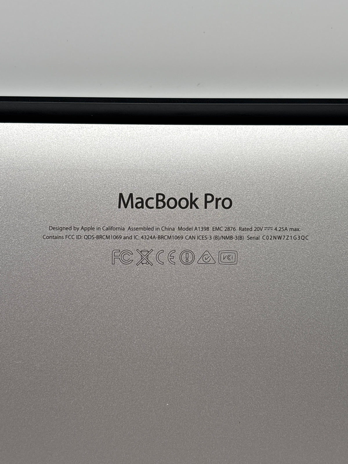 Apple MacBook Pro Retina 15" A1398 2014 Core i5 16GB RAM 256GB SSD Silver - READ