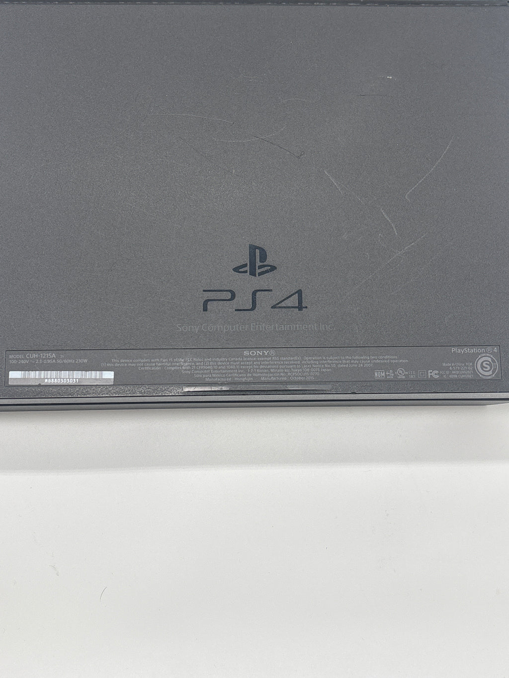 Sony PlayStation 4 CUH-1215A Home Console 512GB Black 2015 Used